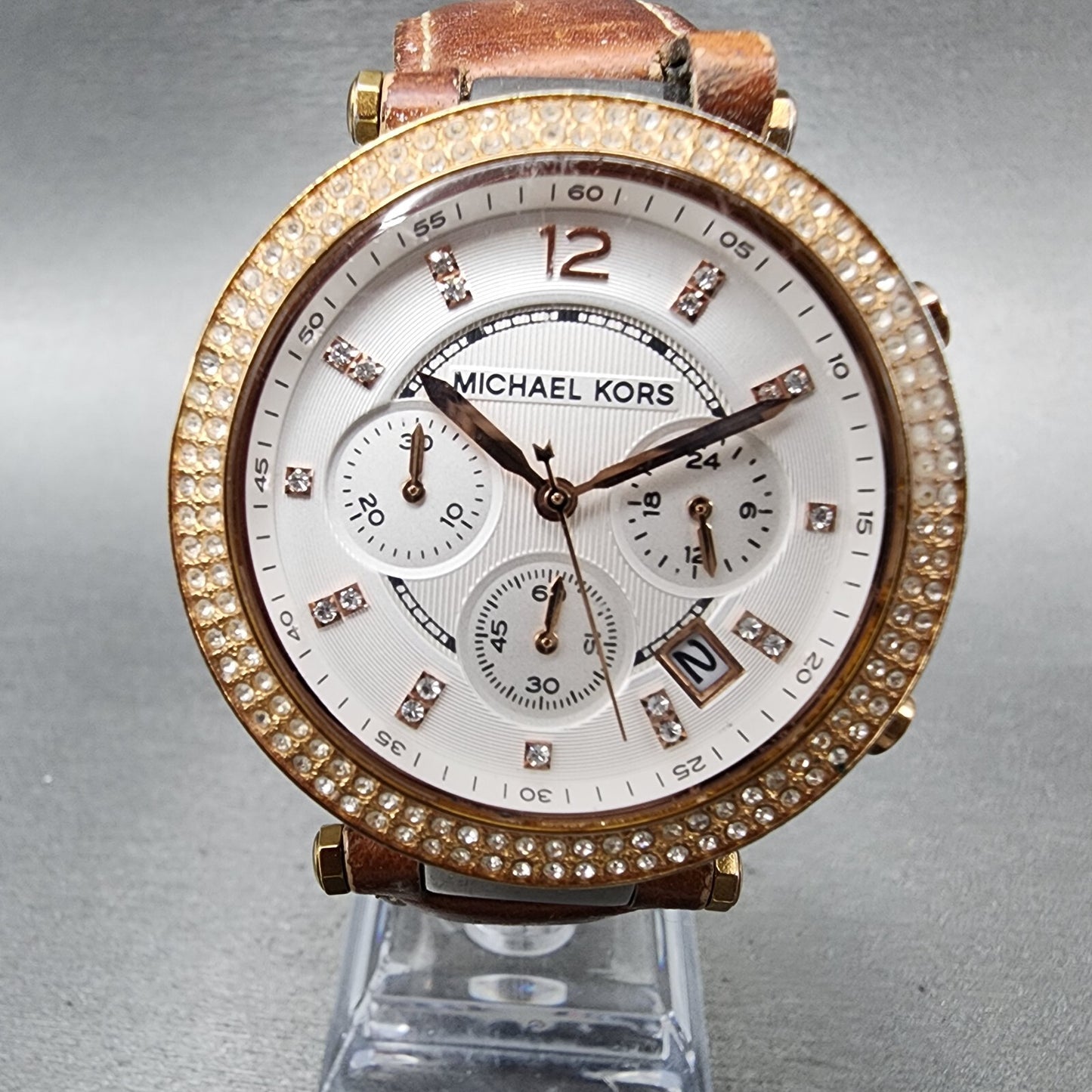 Michael Kors Parker Watch Women 39mm White Dial Silver Tone READ!!!!Chronograph