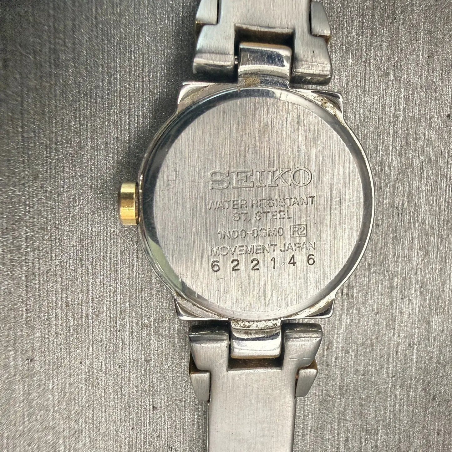 Seiko Watch Women 20mm White Dial Two Tone Round 1N00-0GM0 New Battery Vintage10
