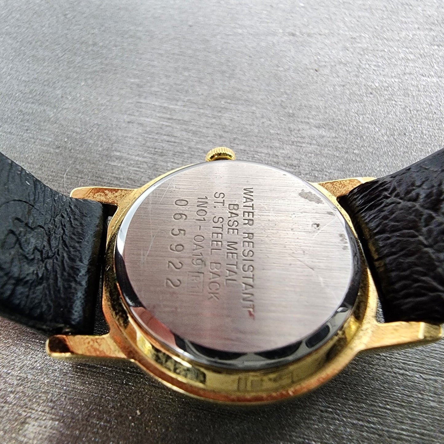 VTG Seiko Watch Women 22mm Black Dial Gold Tone Round 1N01-0A19 New Battery