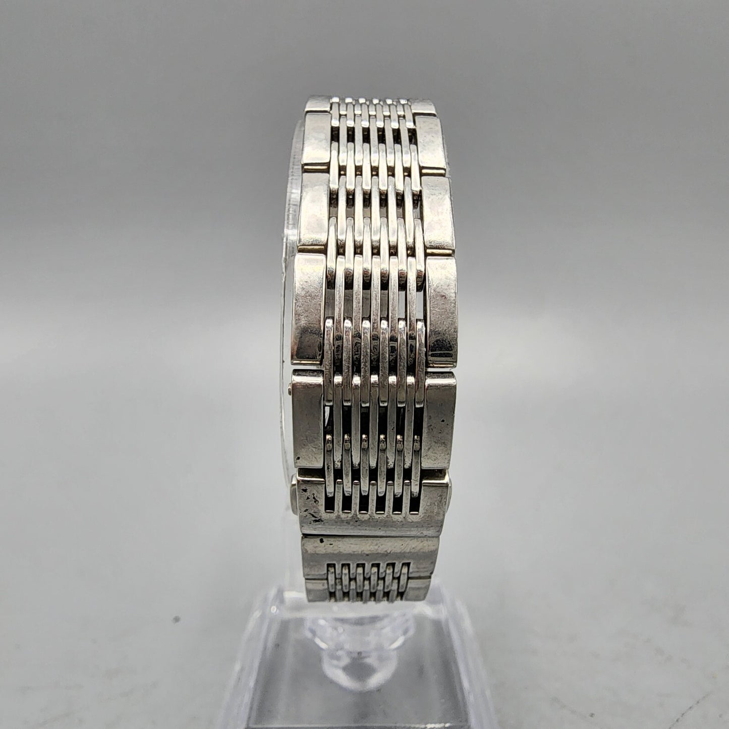VTG Seiko Watch Women 20mm Black Dial Silver Tone Round 1N00-0HM0 New Battery
