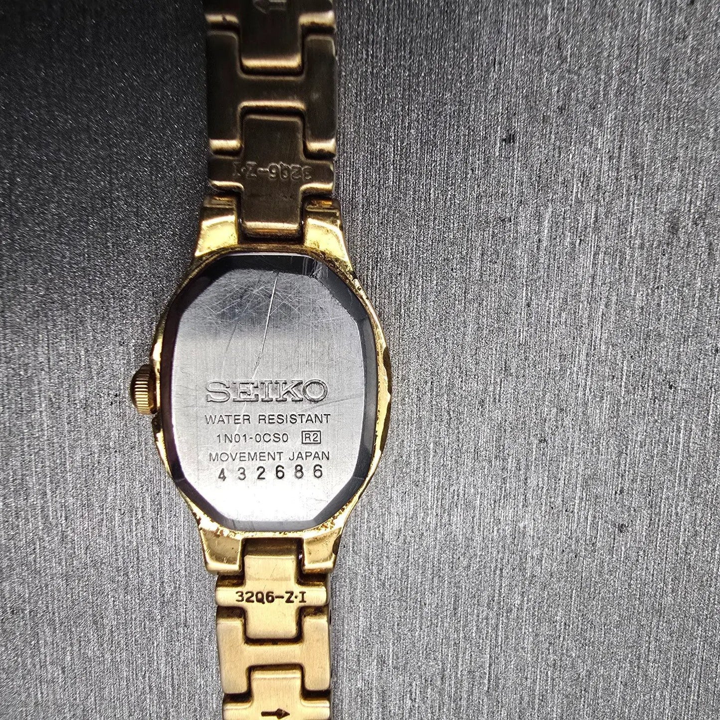 Seiko Watch Women 16mm Black Dial Gold Tone Oval 1N01-0CS0 New Battery Vintage D10