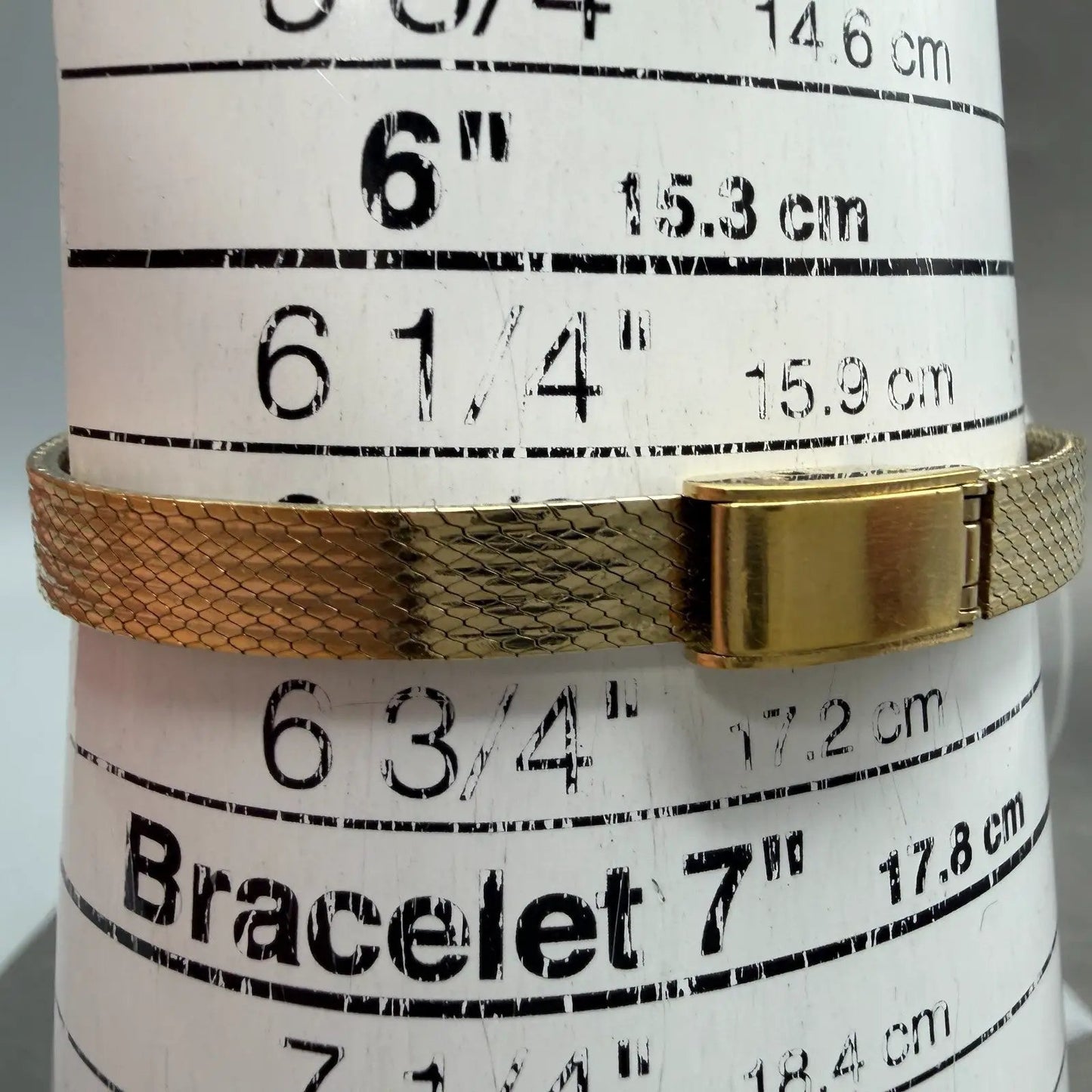 Armitron Deaville Watch Women 19mm Champagne Dial Gold Tone Oval New Battery10