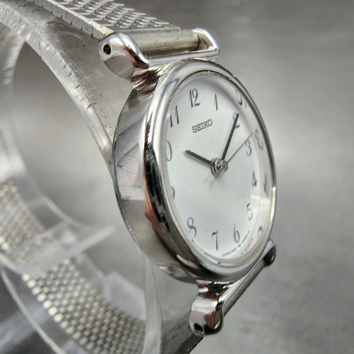 Seiko Watch Women 22mm White Dial Silver Tone Round 4N21-0052 New Battery