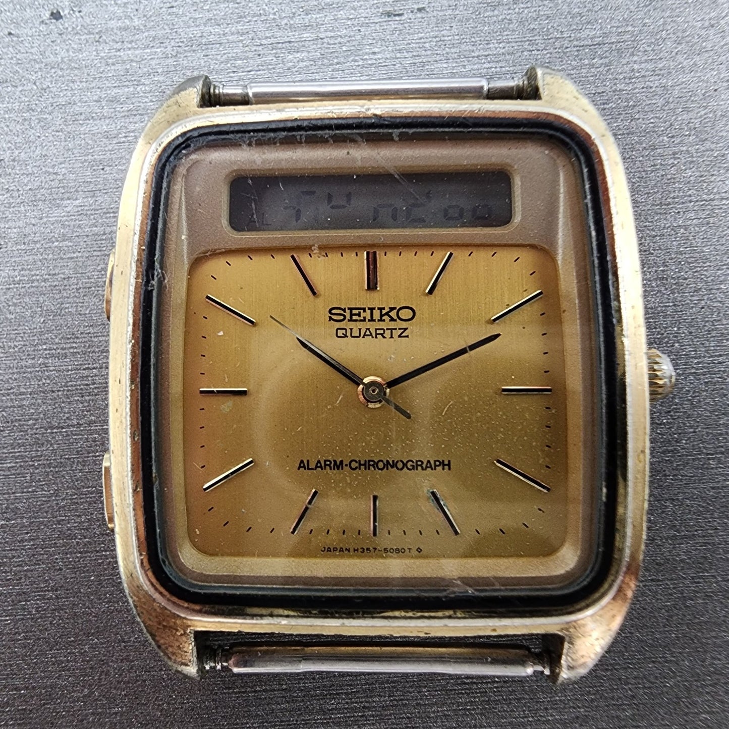Seiko Analog Digital Watch Men 31mm Gold Dial Gold Tone H357-5029 PARTS