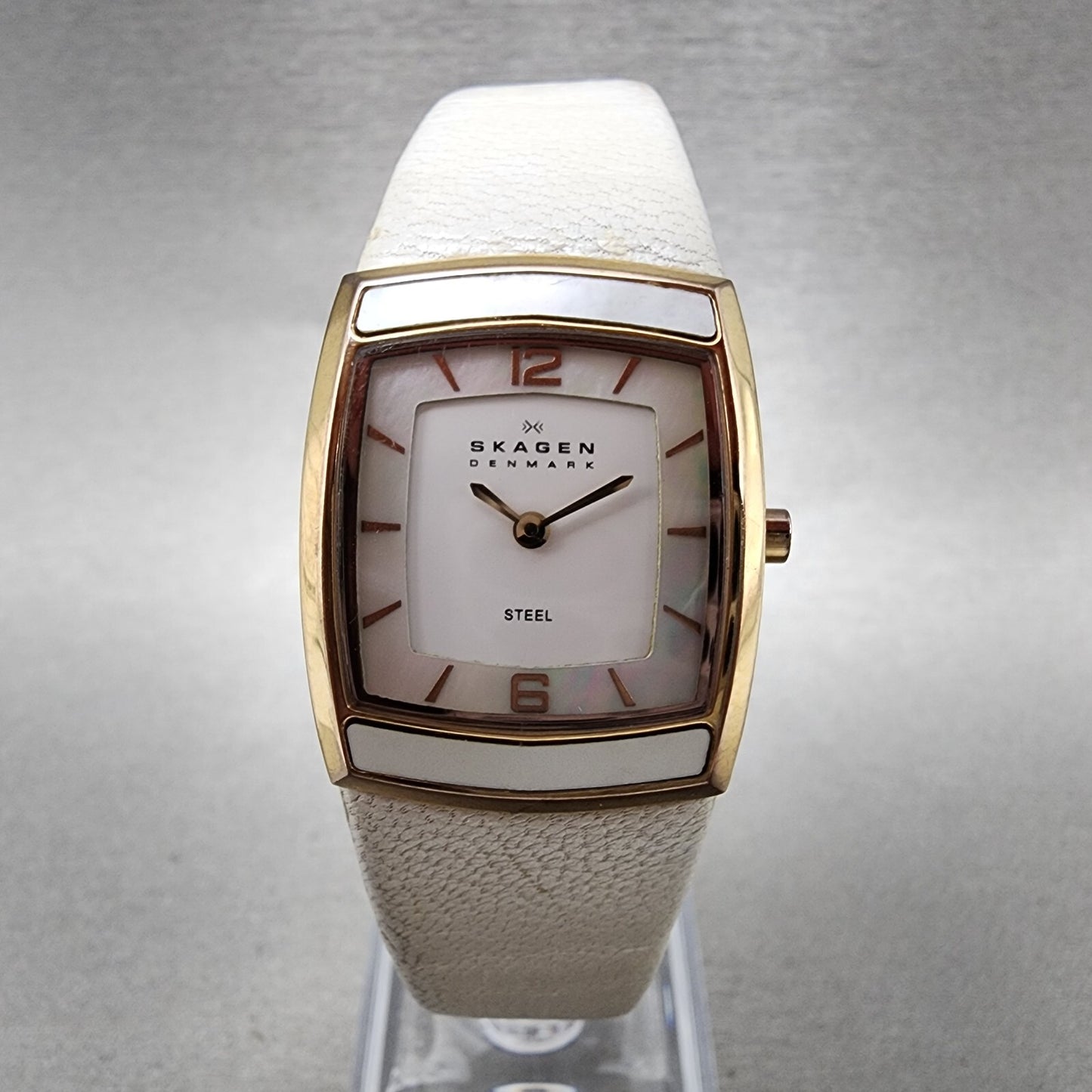 Skagen Tank Watch Women 24mm MOP White Rose Gold Tone Rectangle New Battery