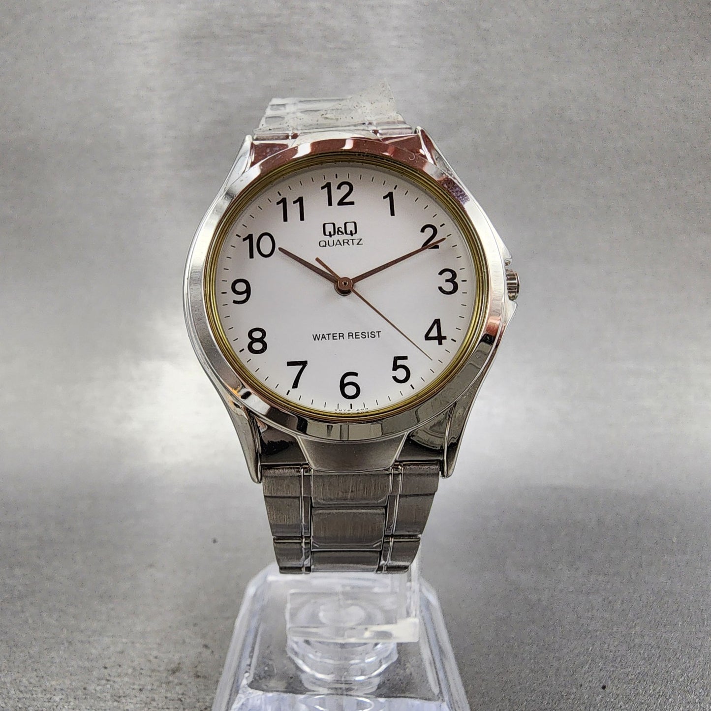 Citizen Q&Q Watch Men 34mm White Dial Silver Tone Vu76-204 New Battery