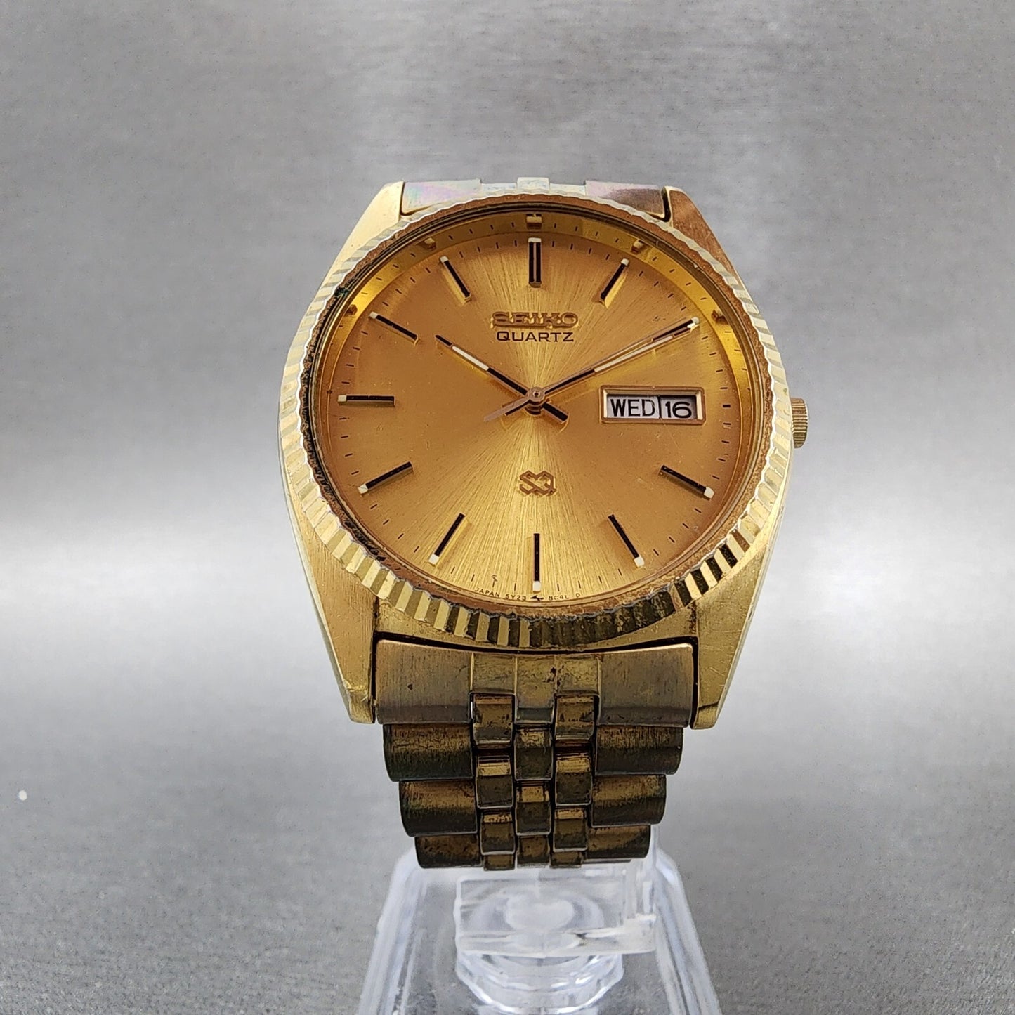 Seiko SQ Presidential Watch Men 37mm Gold Dial Gold Tone Daydate 5y23-8a69 Works