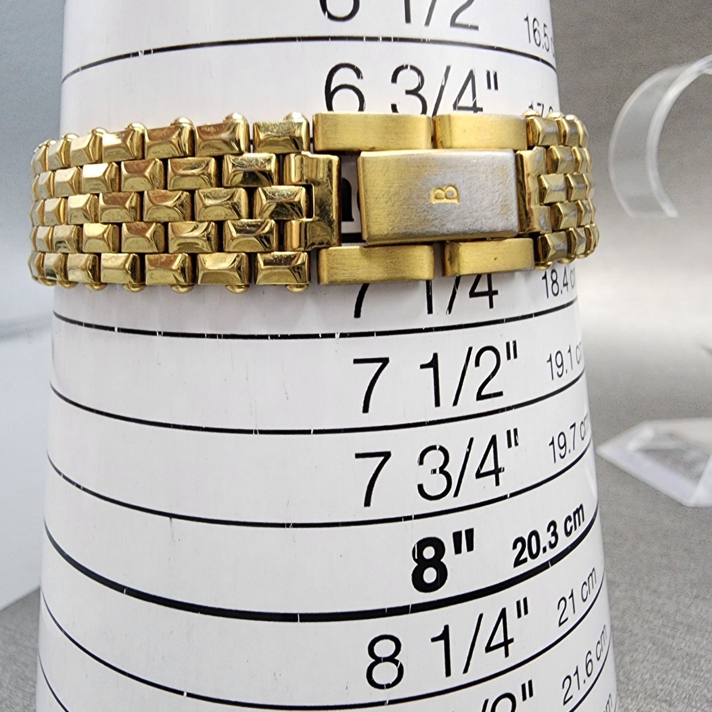 Bulova Tank Watch Women 17mm White Dial Gold Tone Rectangle 97L81 New Battery10