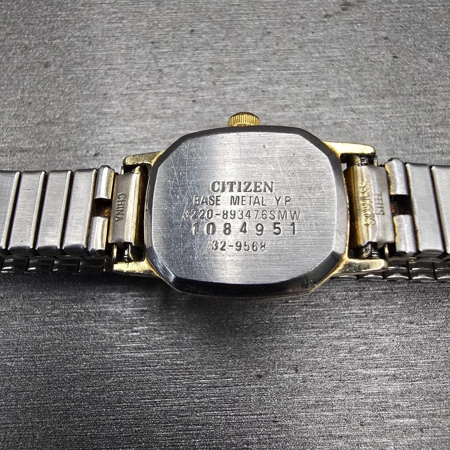 Citizen CQ Watch Women 17mm White Dial Two Tone Oval 3220-893476 New Battery VTG10