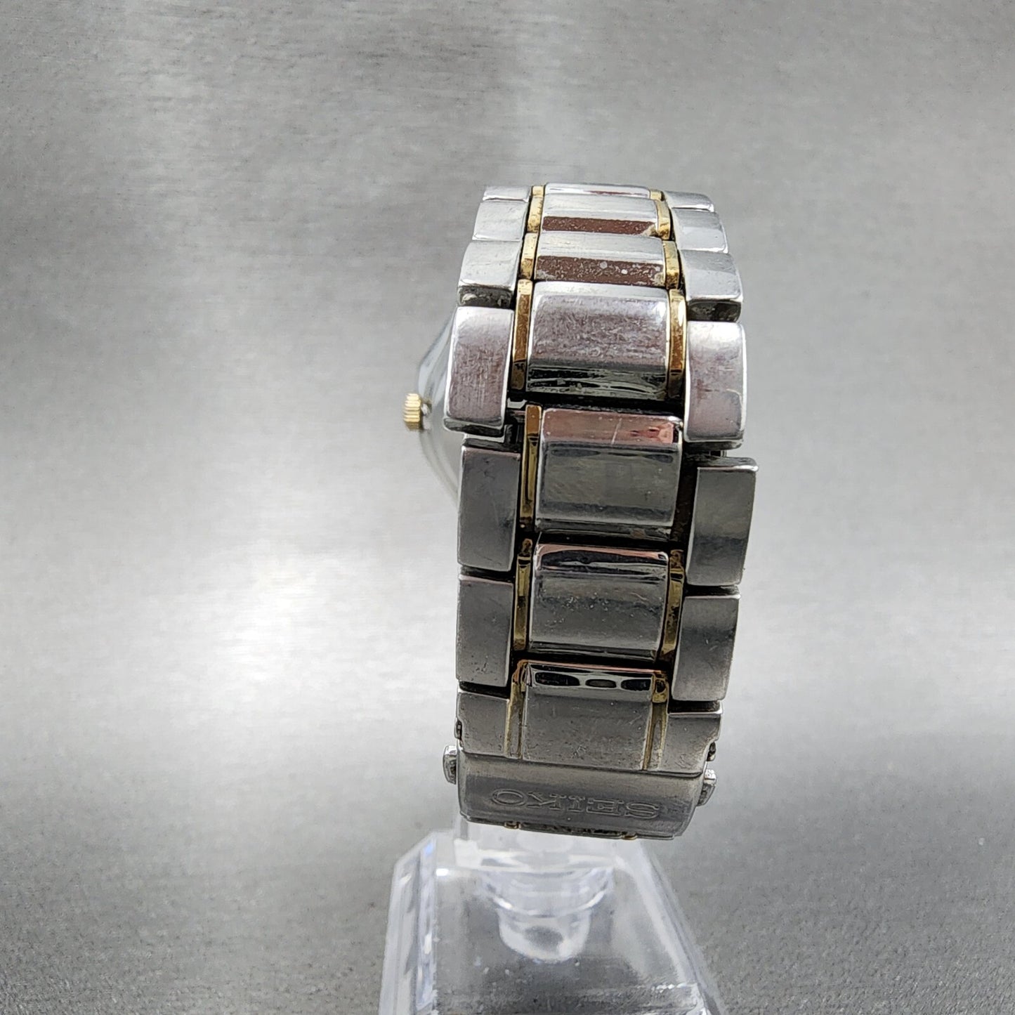 Seiko Solar Watch Men 40mm Gray Dial Two Tone Date V157-0ak0 Runs