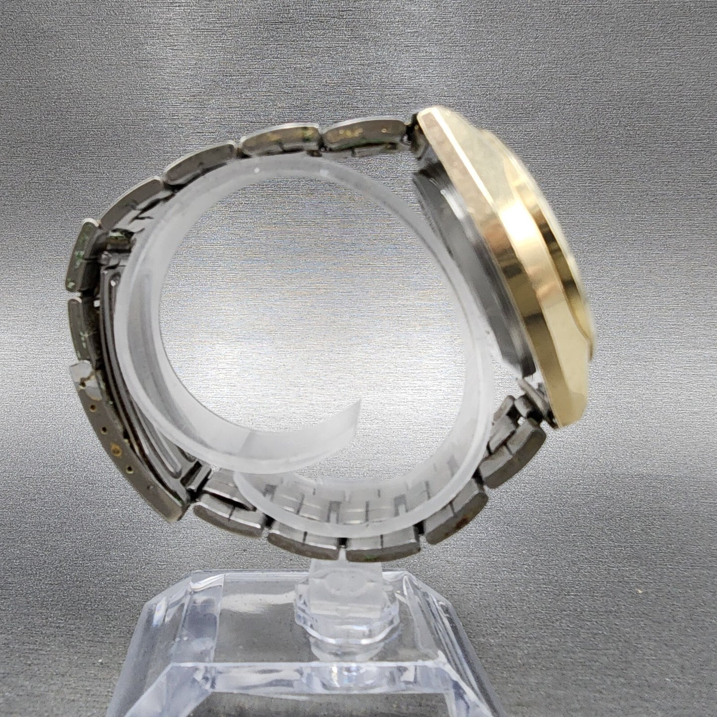 Seiko Grand Quartz Watch Men 38mm Champagne Dial Gold Tone Daydate New Bat
