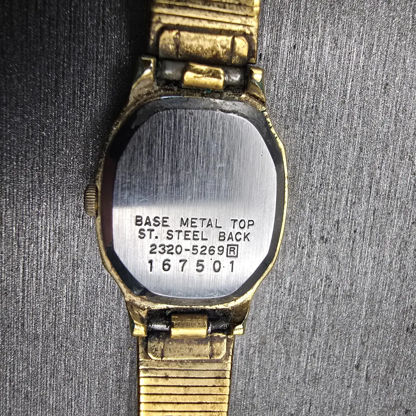 Seiko Watch Women 18mm Champagne Dial Gold Tone Rectangle 2320-5269 New Battery10
