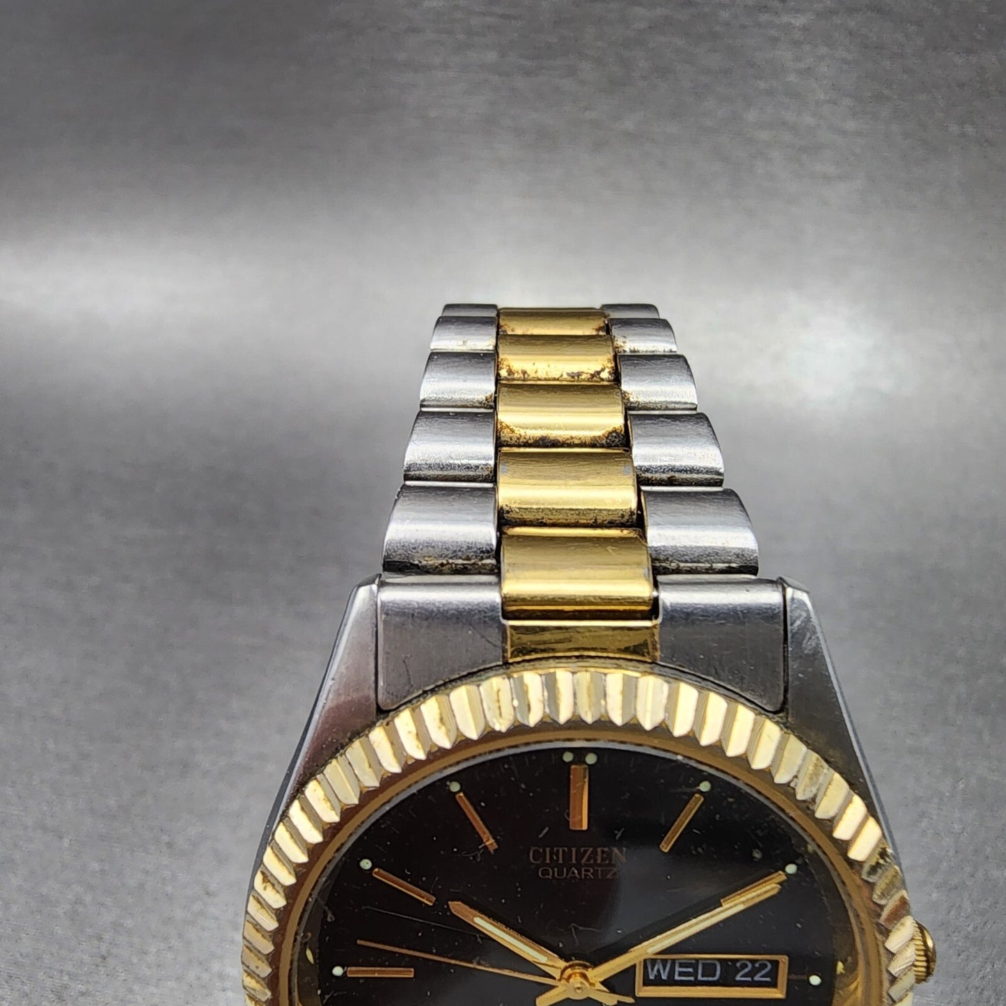 Citizen CQ President Watch Men 35mm Black Dial Two Ton Daydate 6100 NO BACK PART