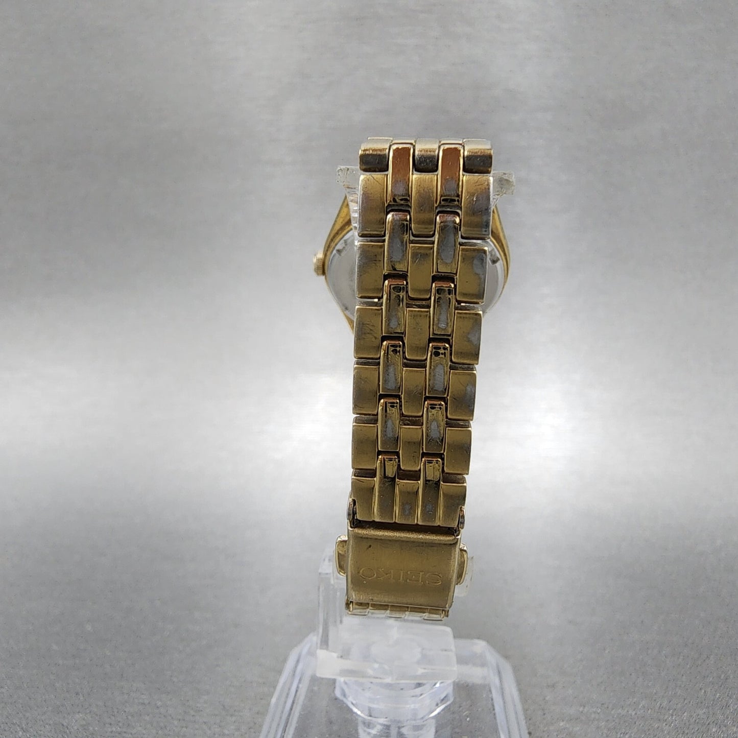 Seiko Solar Watch Women 26mm White Dial Gold Tone Daydate Round V138-0AA0 Runs