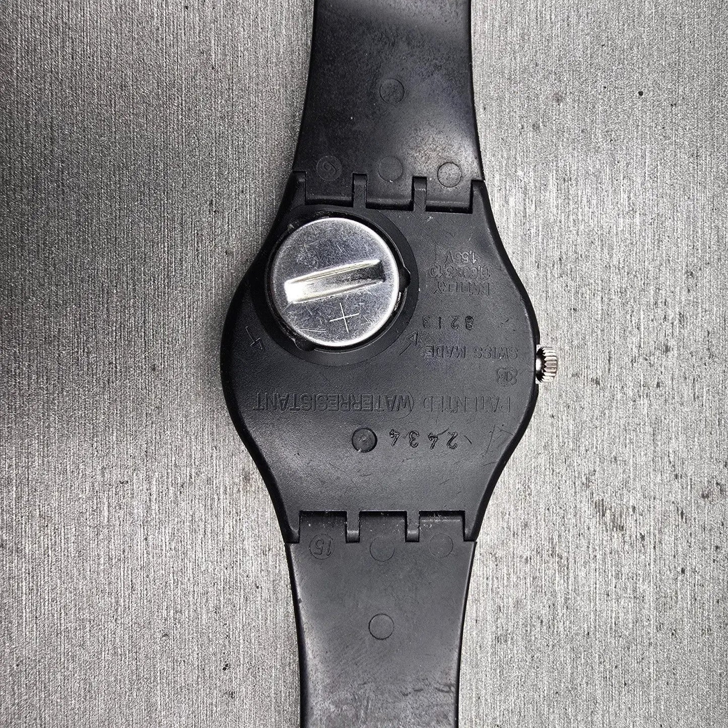 Swatch Gent GLANCE Watch Men 34mm Silver Dial Black Case Round GB149 New Batt L12