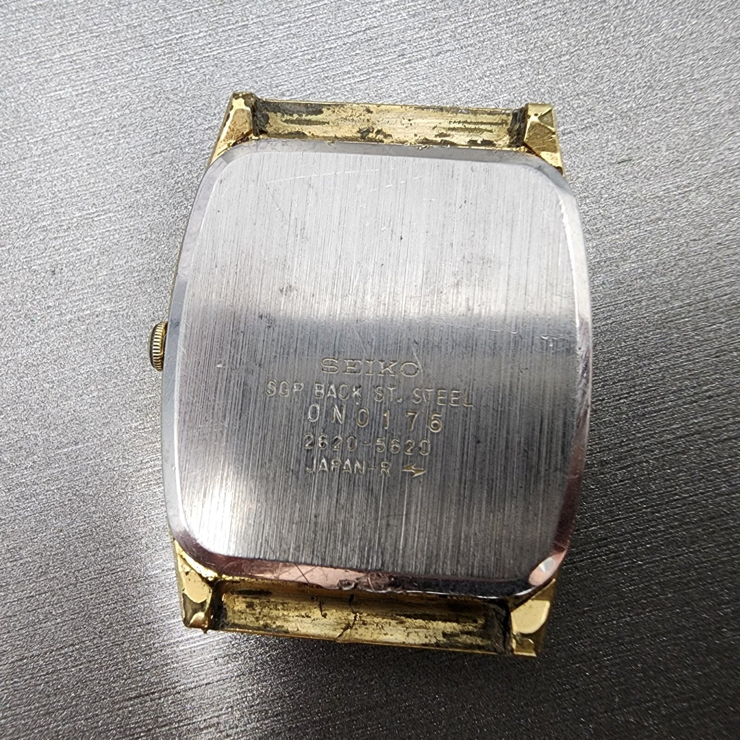 VTG Seiko Watch Men 28mm White Dial Gold Tone Rectangle 2620-5620 PARTS