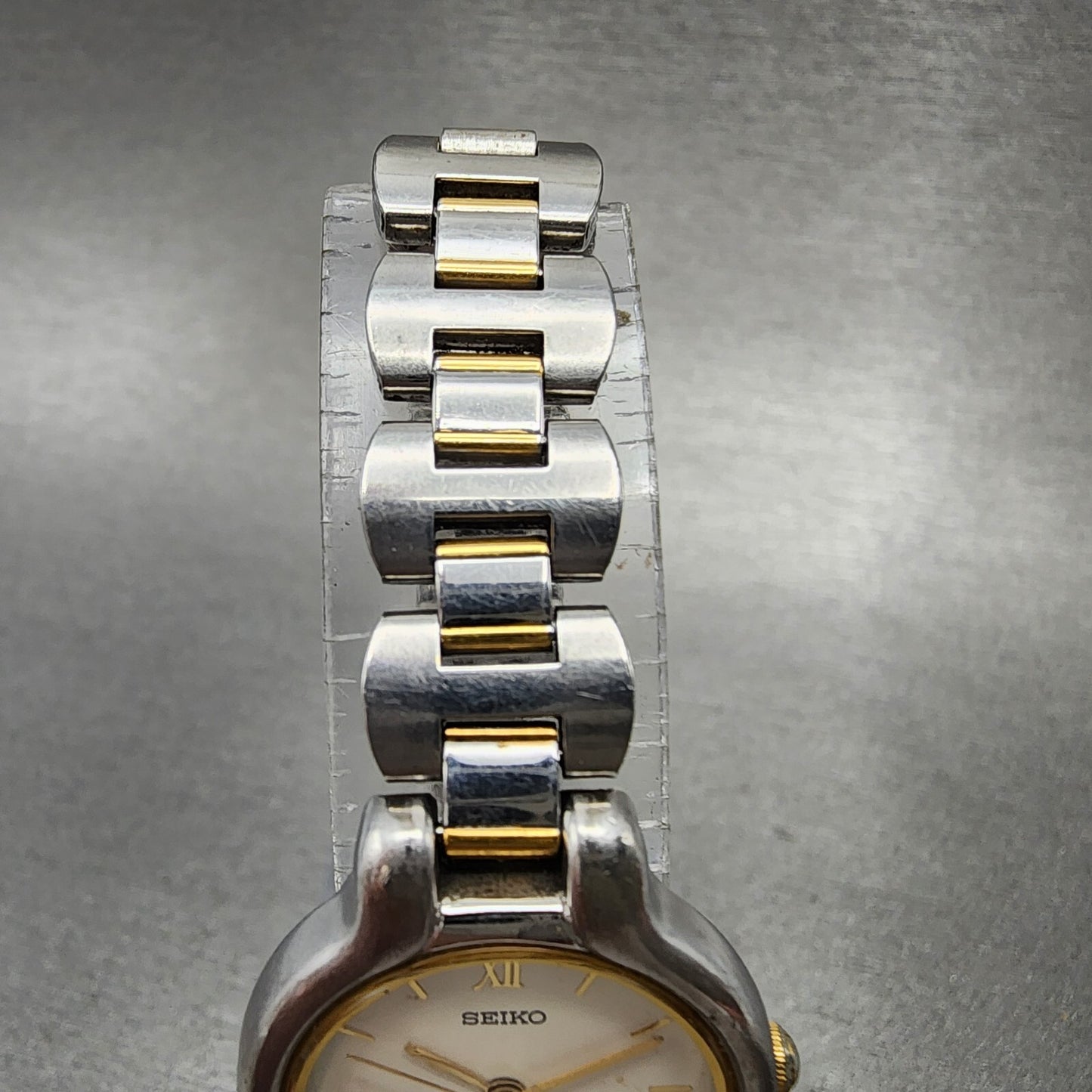 Seiko Lucent Watch Women 23mm White Dial Two Tone Round 4n21-0820 New Battery