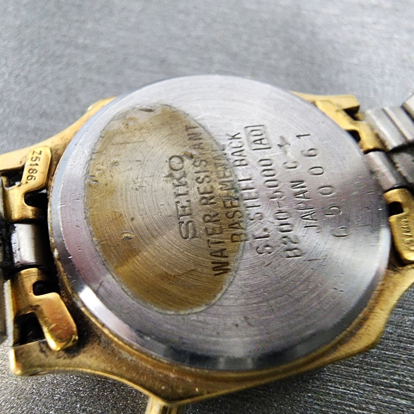 Seiko Digital Watch Women 23mm LCD Gold Tone Alarm Chrono Octagon New Battery