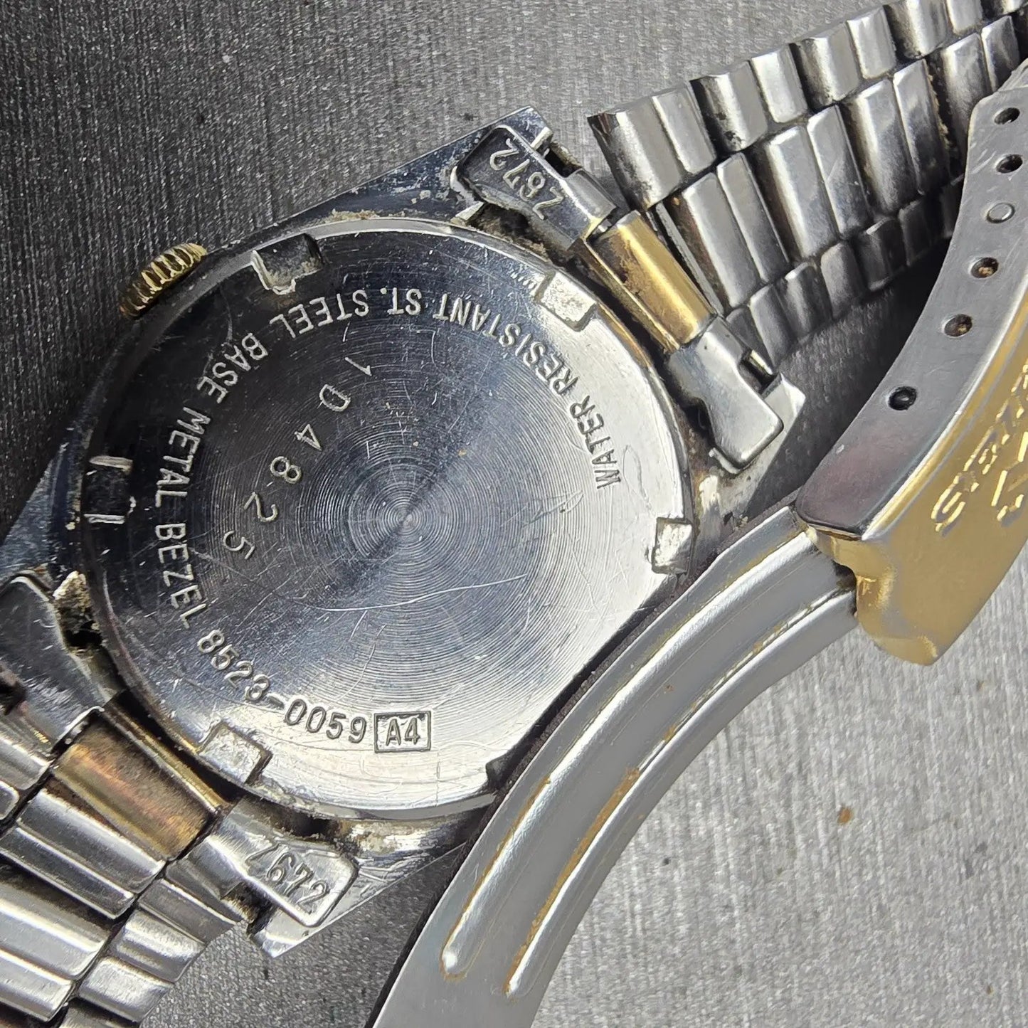 Seiko SQ Watch Women 24mm Silver Dial Two Tone Daydate Round 5823-0059 New Batt10