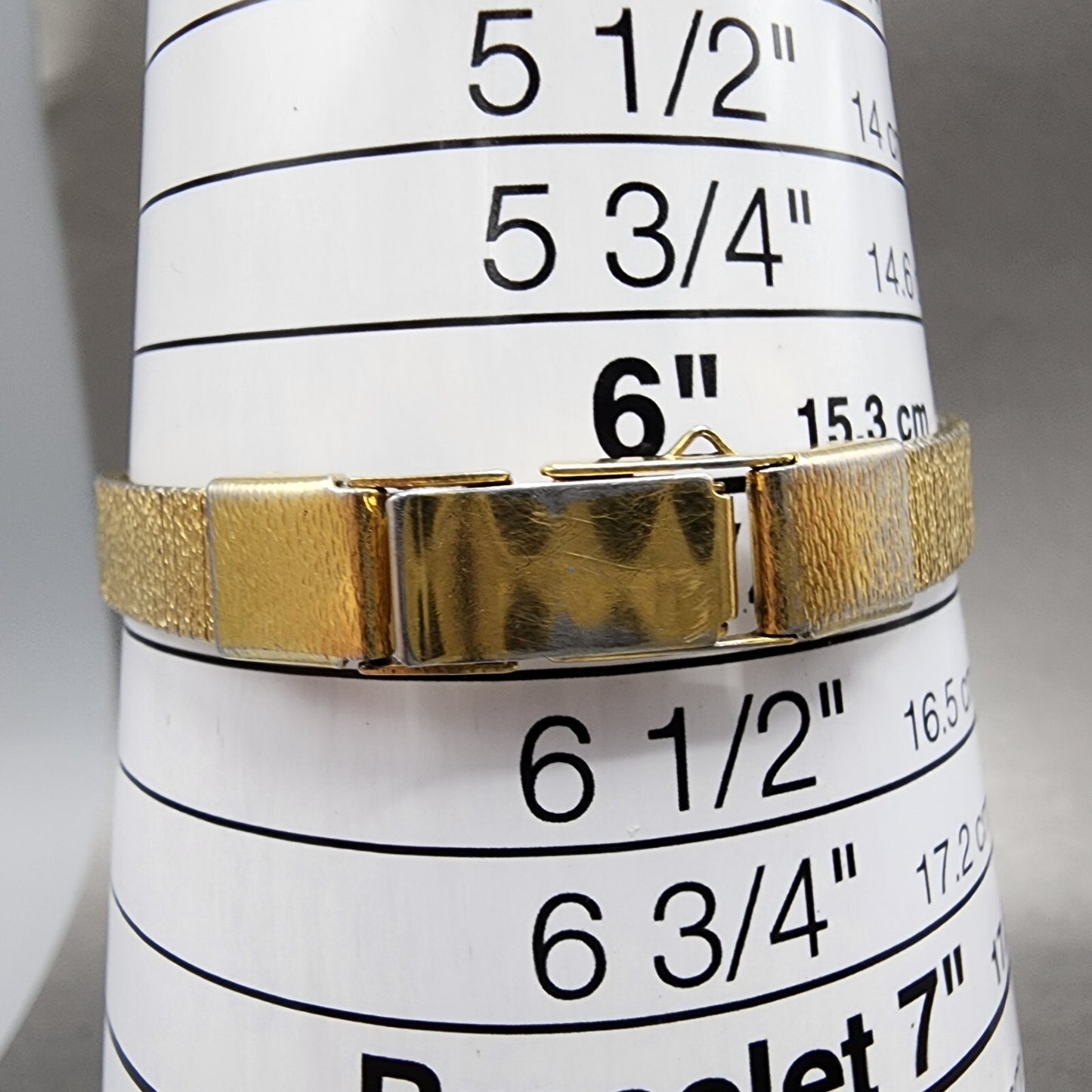 Seiko Watch Women 17mm Gold Dial Gold Tone Oval 1400-8339 New Battery