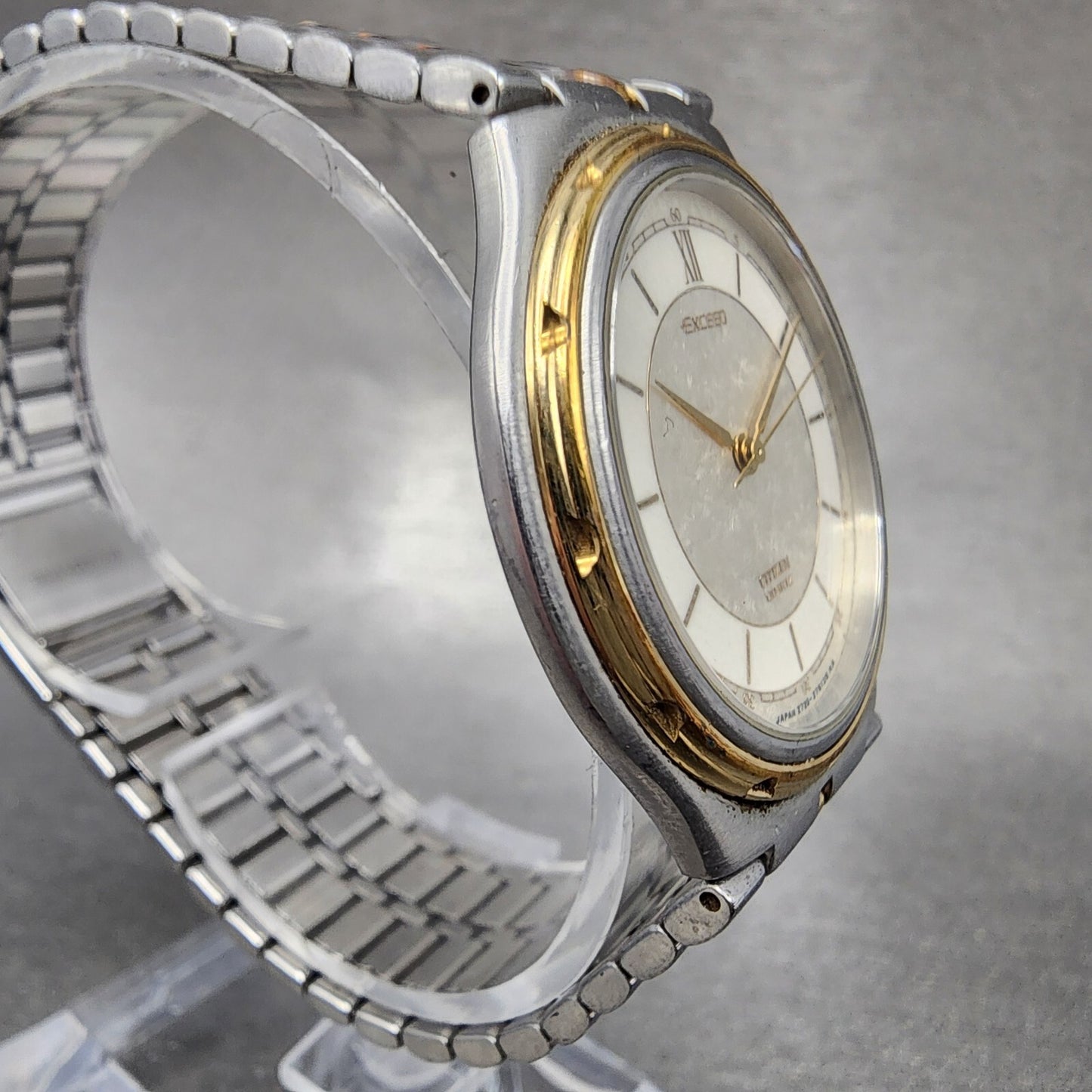 Citizen Exceed Watch Men 32mm White Dial Two Tone Round 2730-954785 New Battery