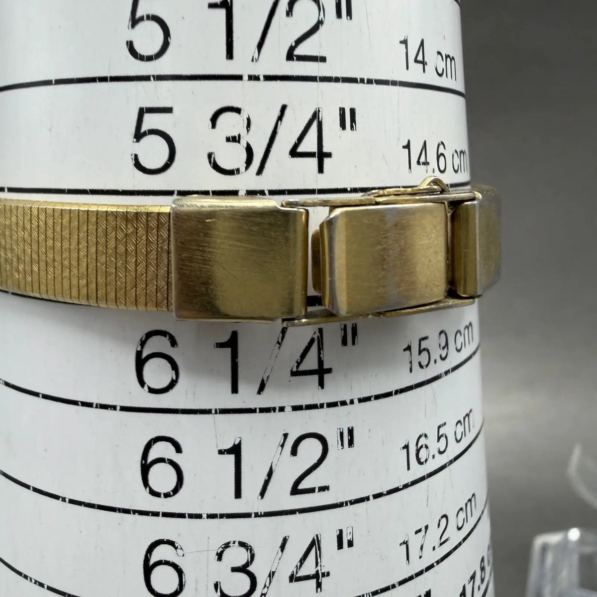 Seiko Watch Women 17mm Champagne Dial Gold Tone Rectangle 2C205780 New Battery11