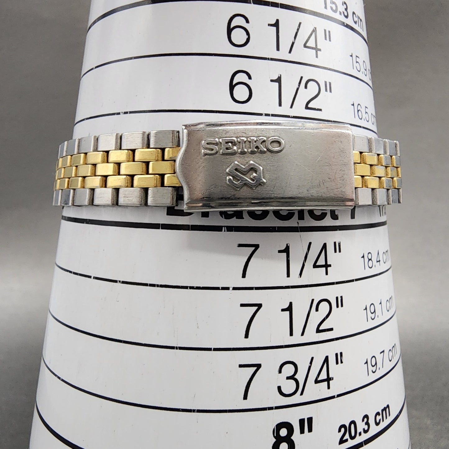 Seiko Watch Women 24mm Silver Dial Two Tone Daydate Round 3Y030010 New batt10