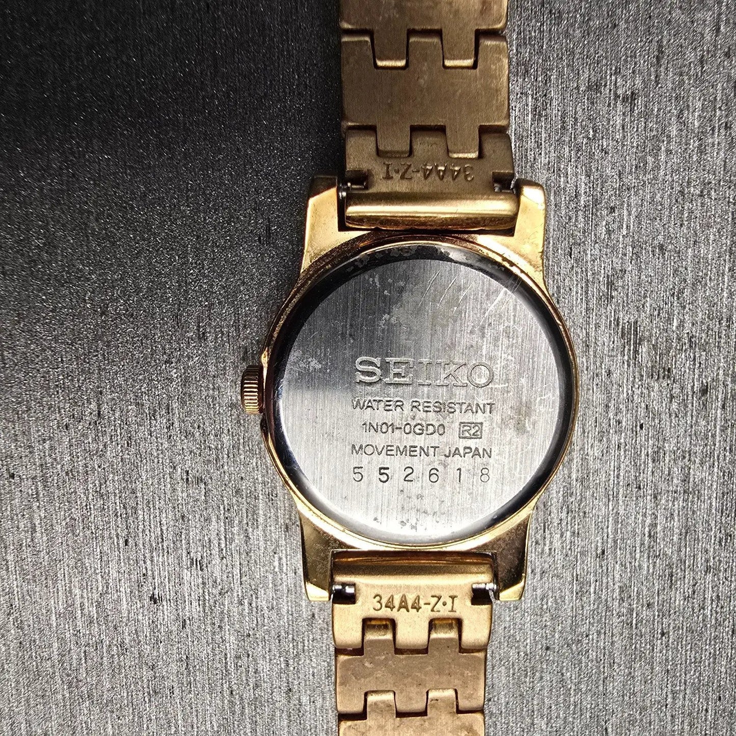 Seiko Watch Women 19mm Black Dial Gold Tone Round 1N01-0GD0 New Battery Vintaget10