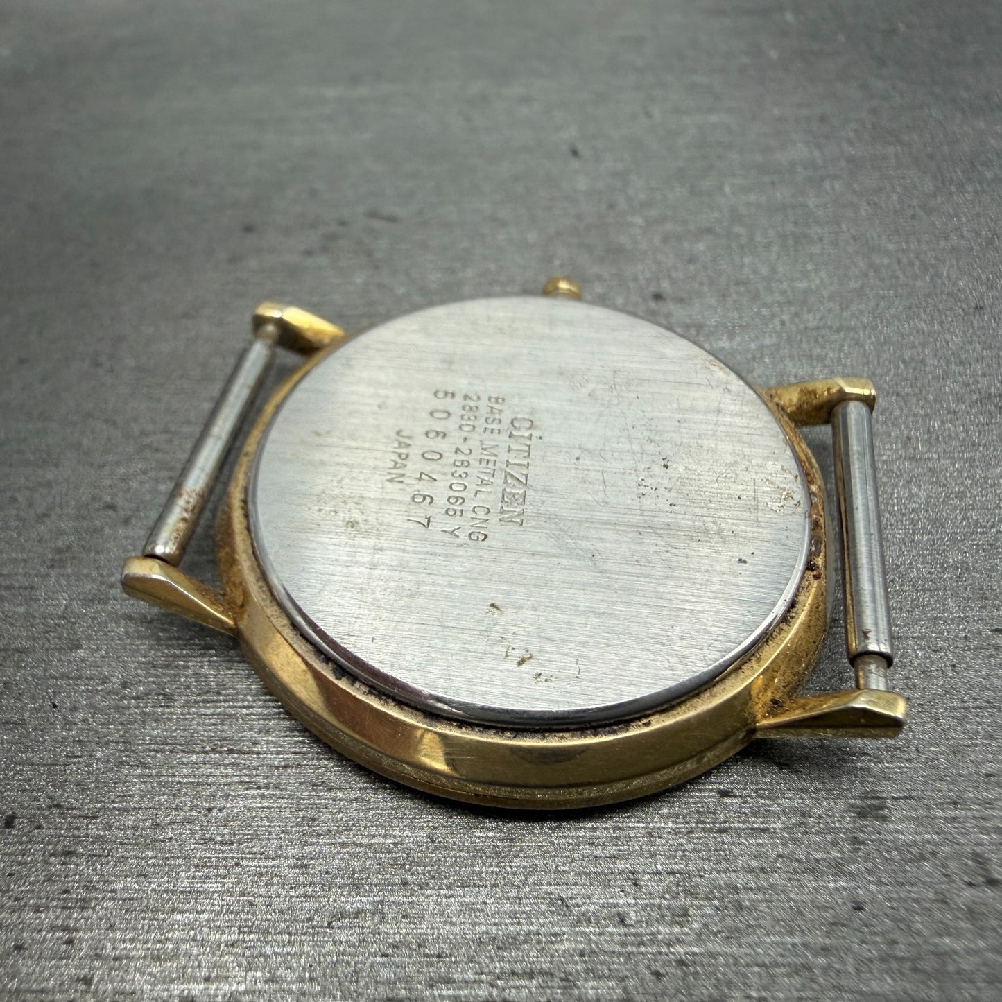 Citizen CQ Watch Men 33mm Champagne Dial Gold Tone Round 2830-263065 New battery11