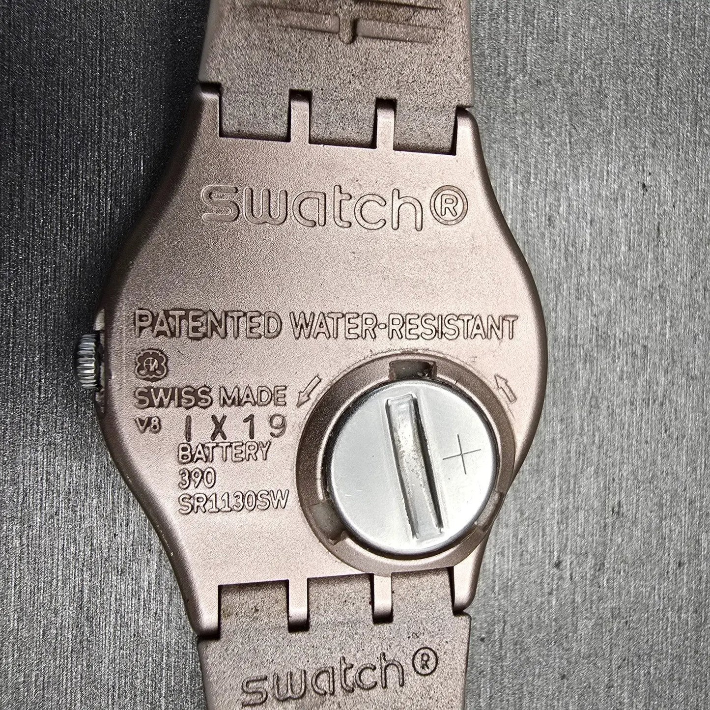 Swatch PINKBAYA Watch Women Pink Dial Pink Case Date Round GP403 New Battery10