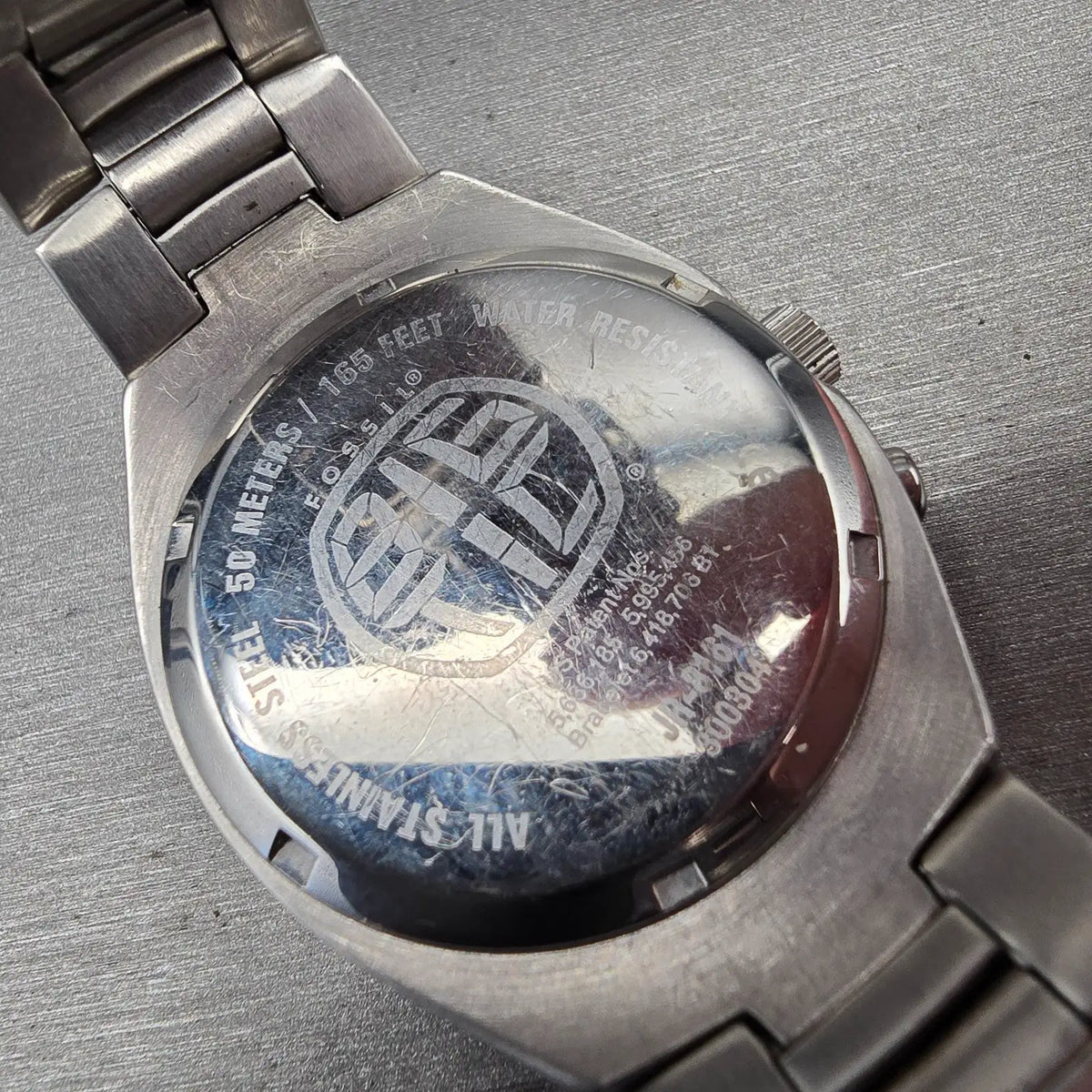 Fossil Big Tic Dragon Watch Men 38mm Red Dial Silver Tone Oval JR-8161 New Batt10