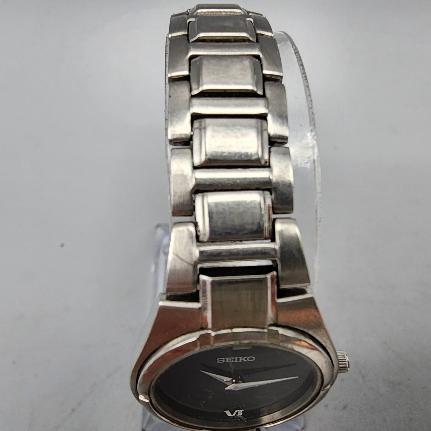 Seiko Watch Women 22mm Black Dial Silver Tone Round 1N00-0LS0 New Battery