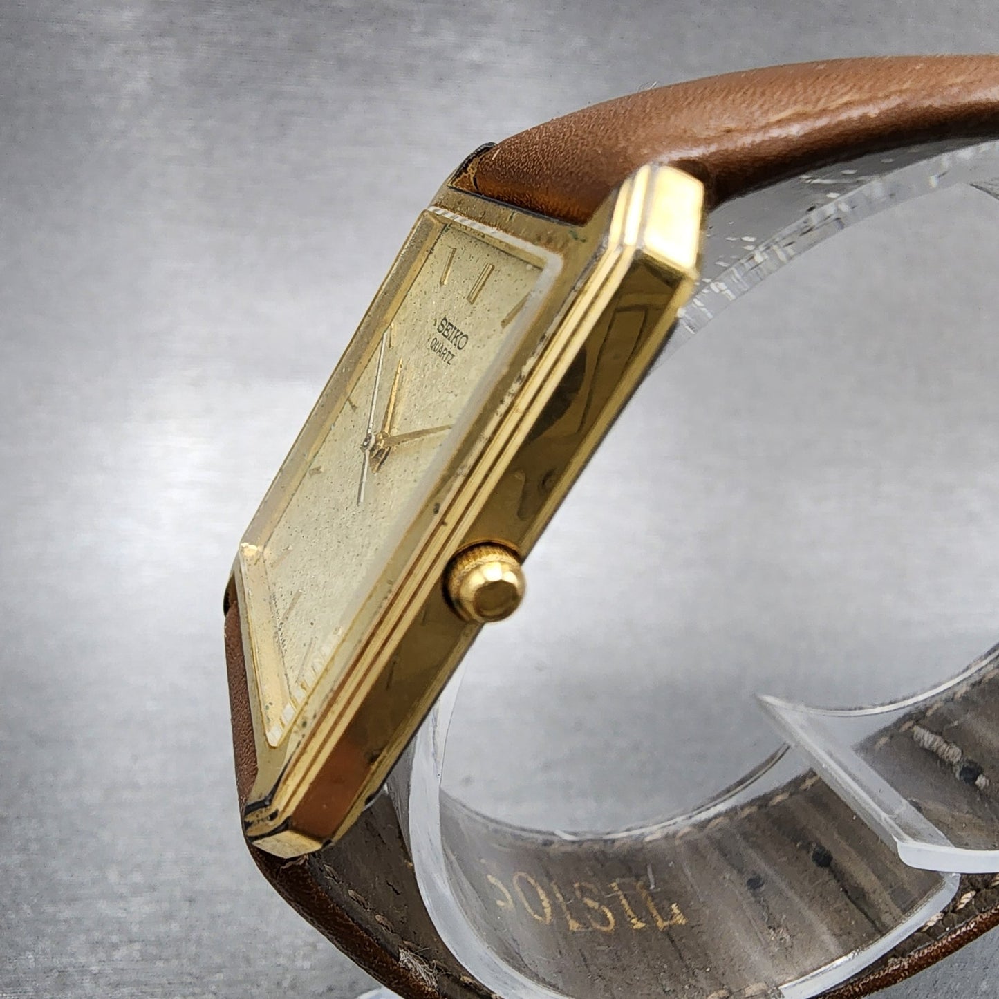Seiko Tank Watch Men 26mm Champagne Dial Gold Tone 9021-5310 New Battery