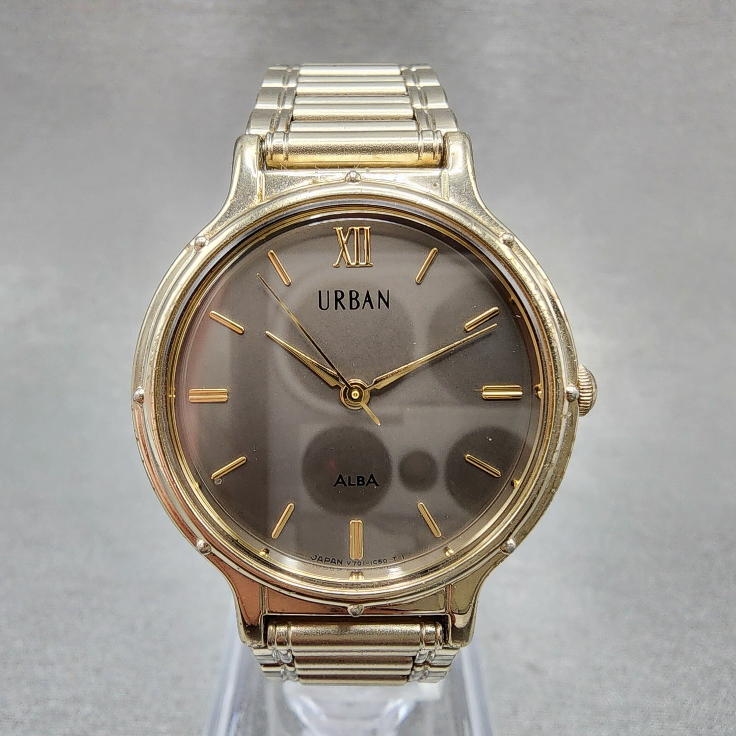 Seiko ALBA Urban Watch Women 29mm Gray Dial Silver Tone Round V701-6G60 New Batt