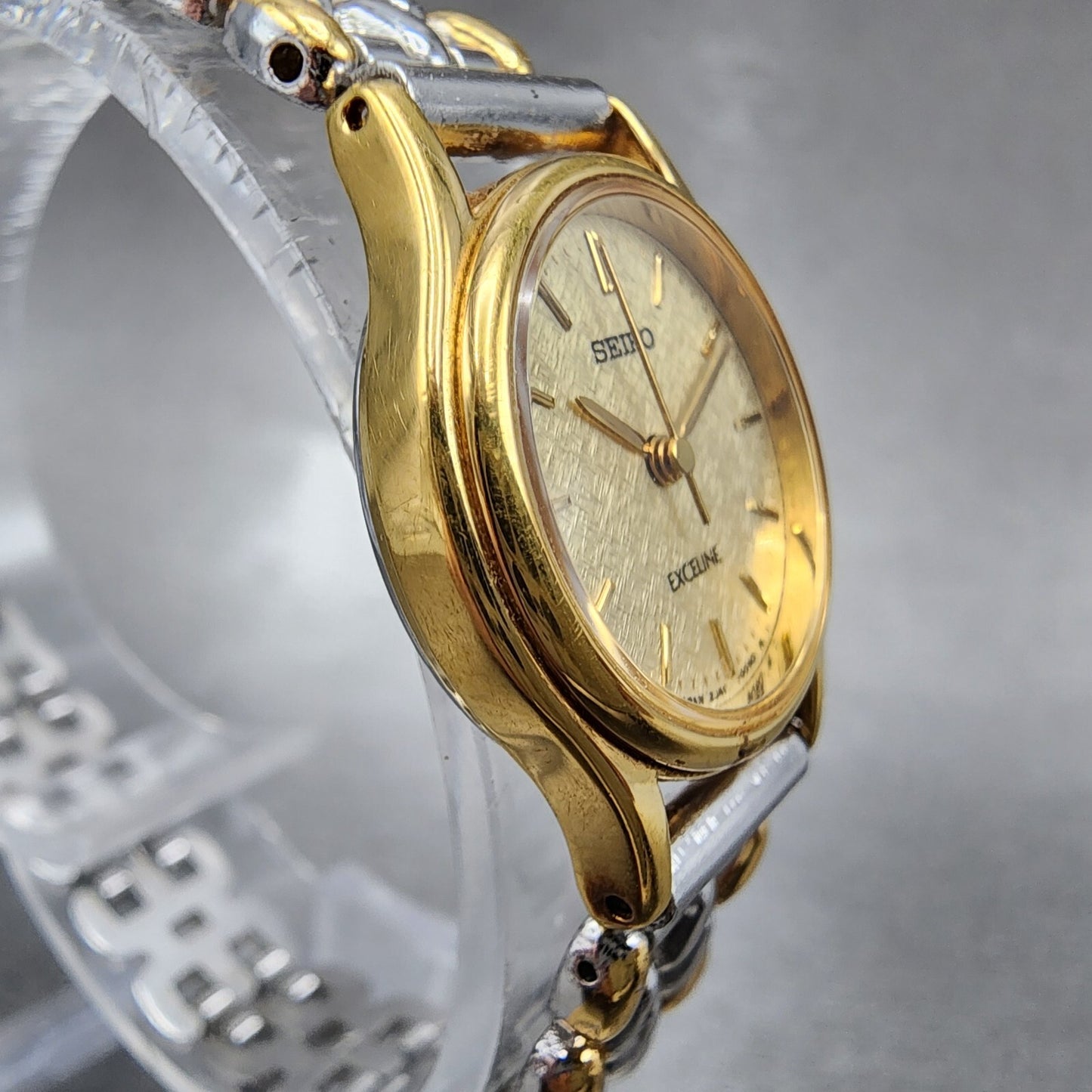 Seiko Exceline Watch Women 21mm Champagne Dial Two Tone 2j41-0040 New Battery