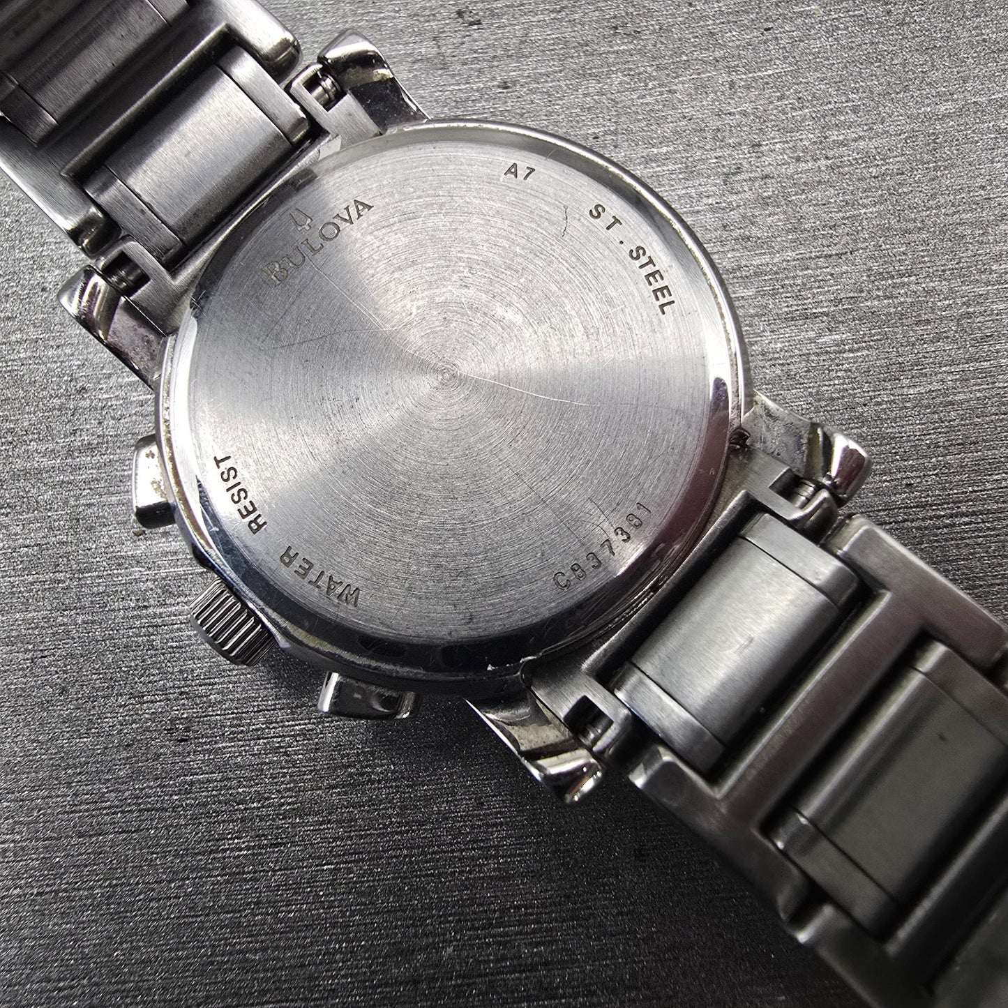 Bulova Chronograph Watch Women 30mm Silver Dial Silver Date 96R19 New Battery10