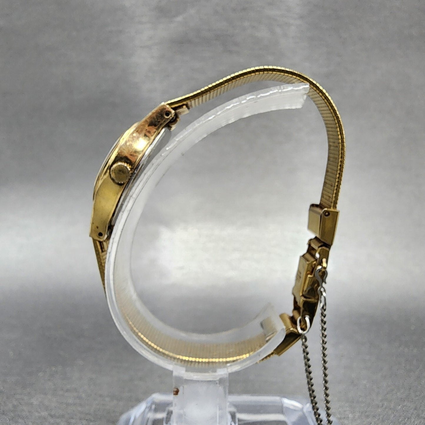 Seiko Watch Women 20mm White Dial Gold Tone Round 8Y21-0020 New Battery