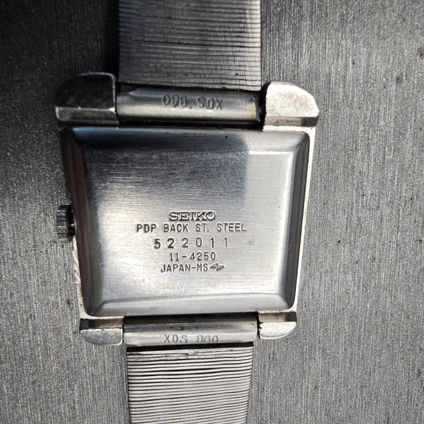 Seiko Watch Men 29mm Black Dial Silver Tone Manual Wind 11-4250 Works Vintage10