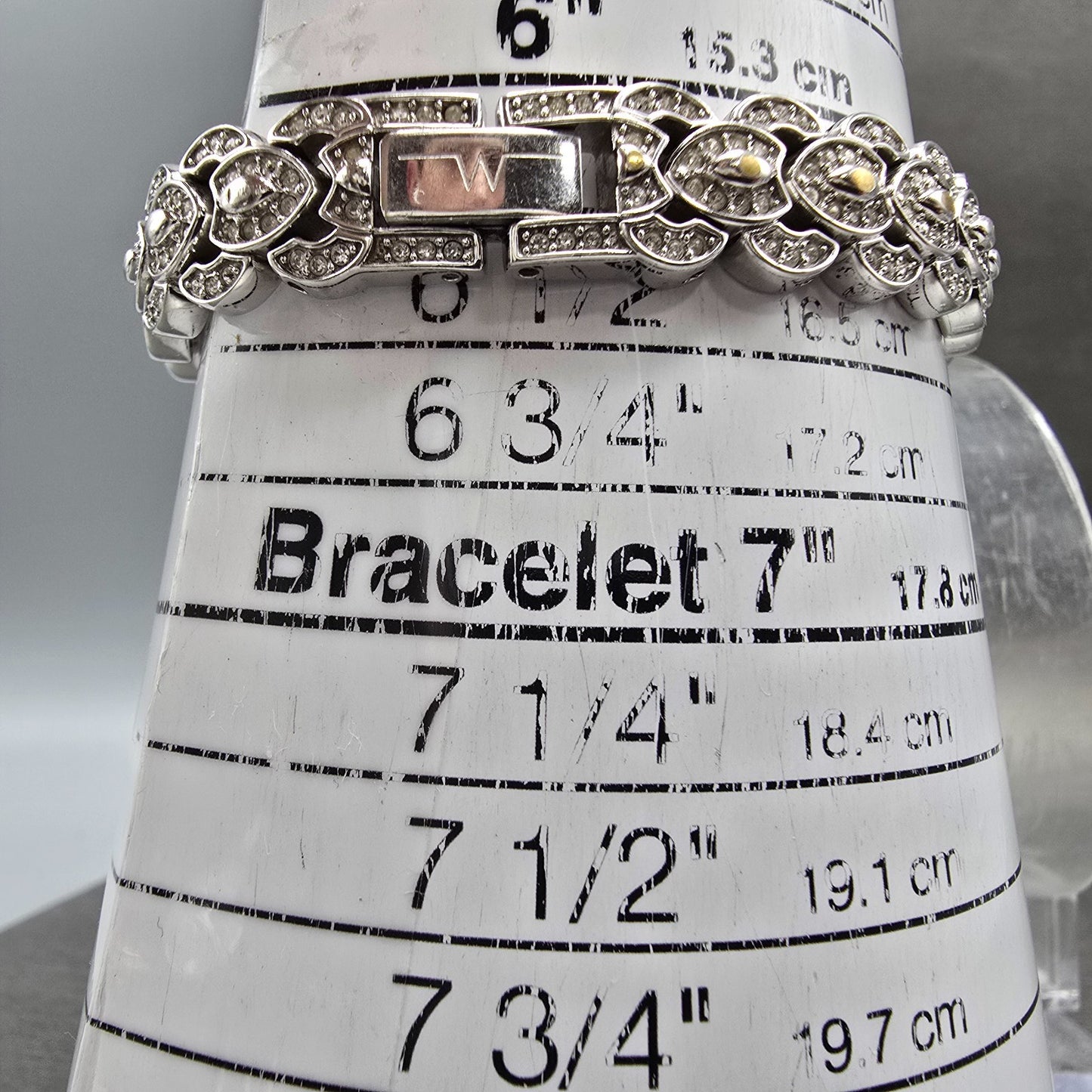 Wittnauer Watch Women 17mm MOP Dial Silver Tone Crystal Bezel Oval New Battery10