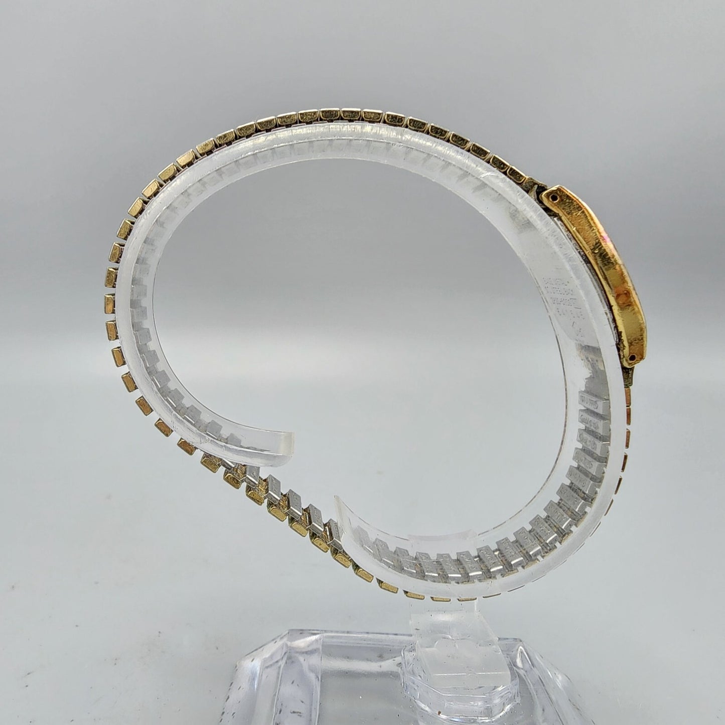 Vintage Seiko Watch Women Gold Tone Gold Dial 12mm Rectangle 2P20-5259 New Batt
