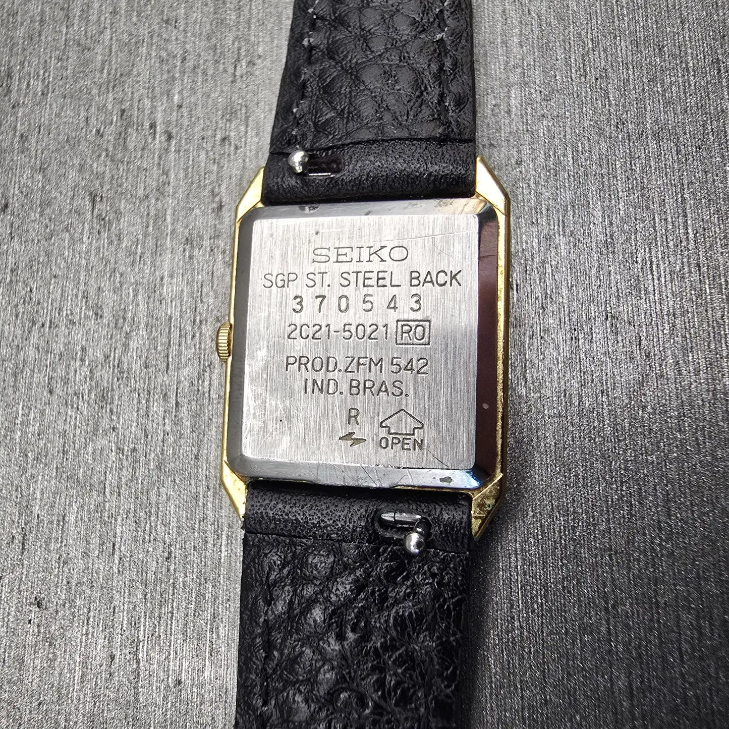 Seiko Tank Watch Women 19mm Champagne Dial Gold Tone Rectangle 2C21-5021 New Bat10