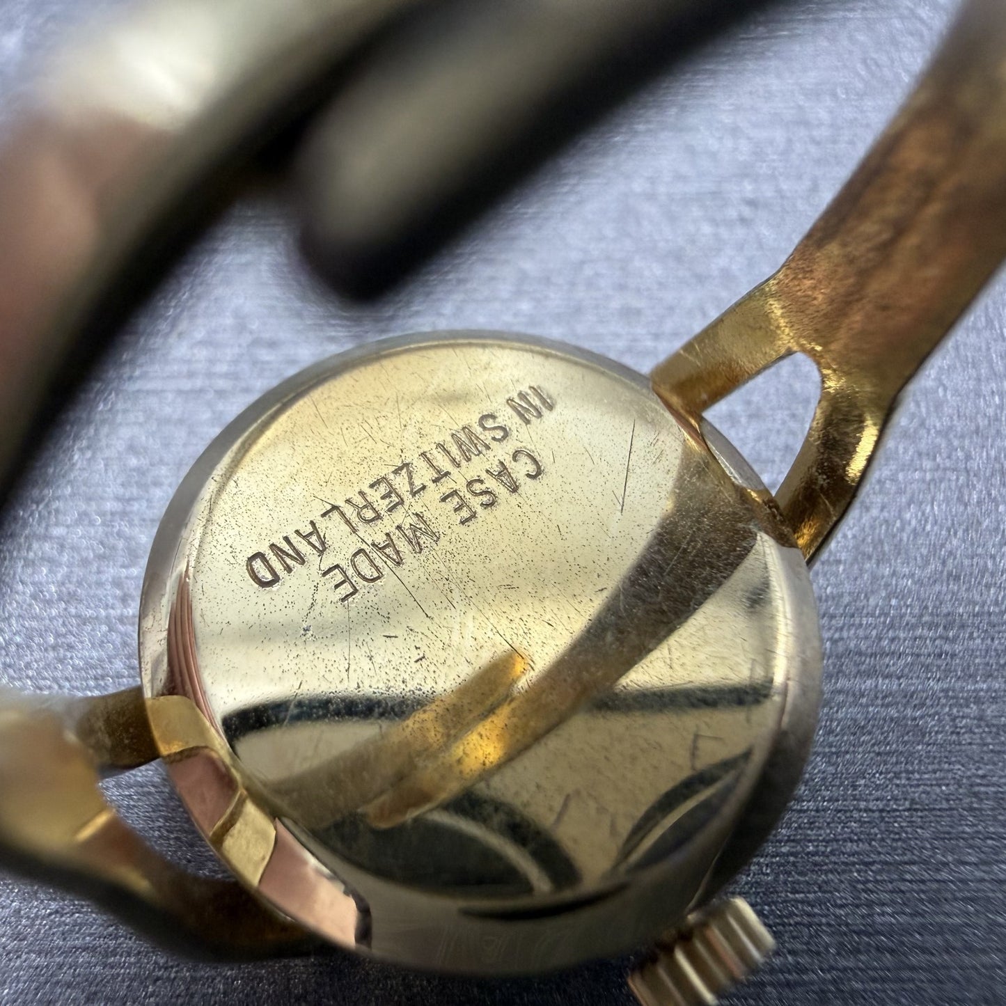 Sheffield Ring Watch Women 17mm Silver Dial Gold Tone Manual Wind Runs VTG6