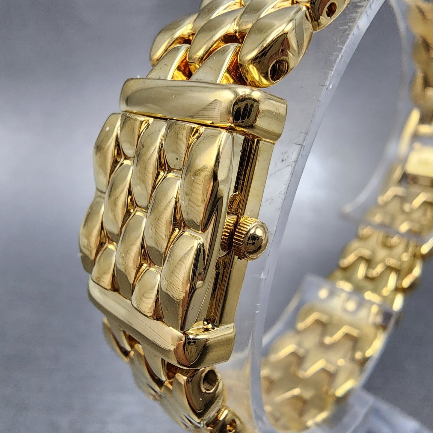 Citizen Elegance Tank Watch Women 15mm MOP Dial Gold Tone Hide Away New Battery