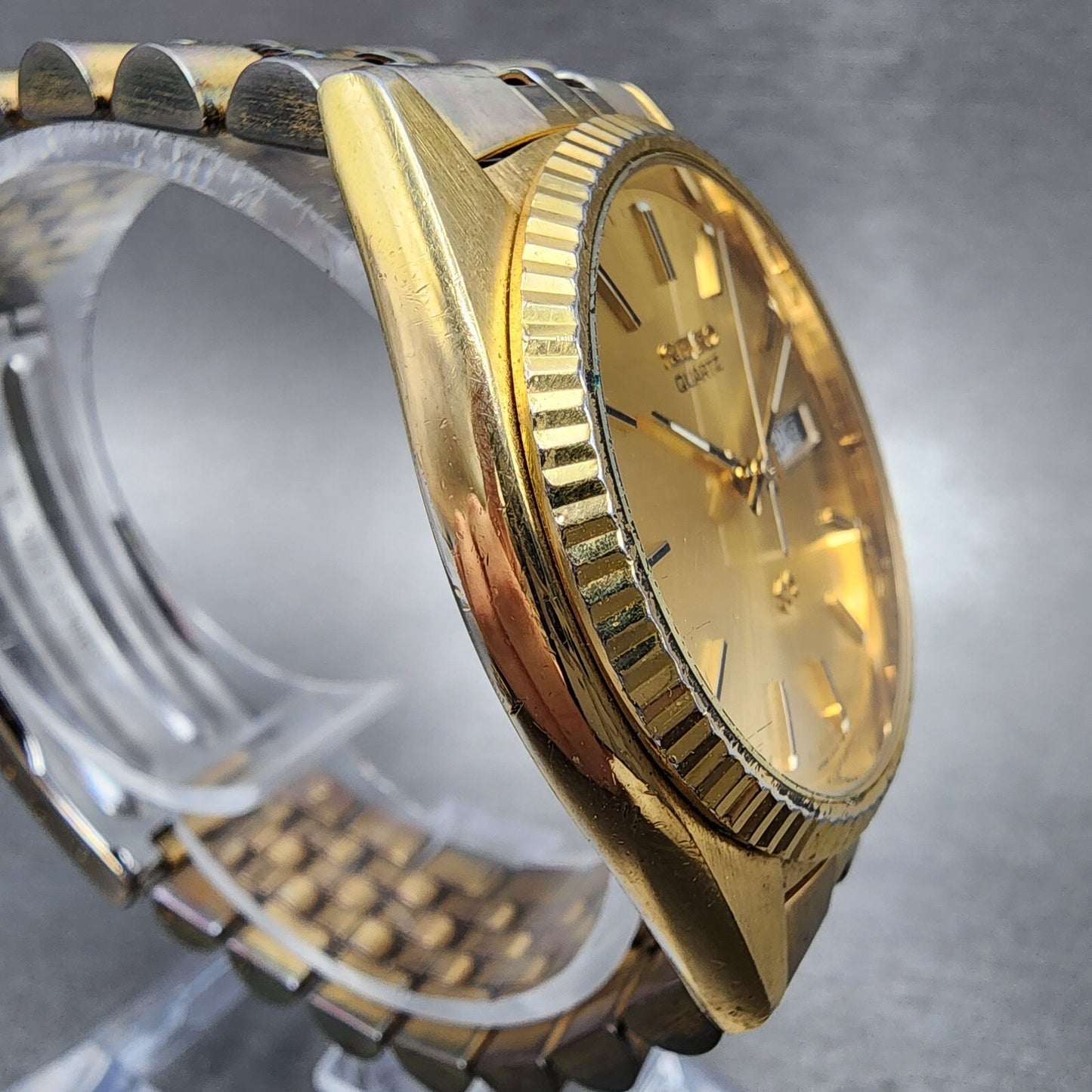 Seiko SQ Presidential Watch Men 37mm Gold Dial Gold Tone Daydate 5y23-8a69 Works