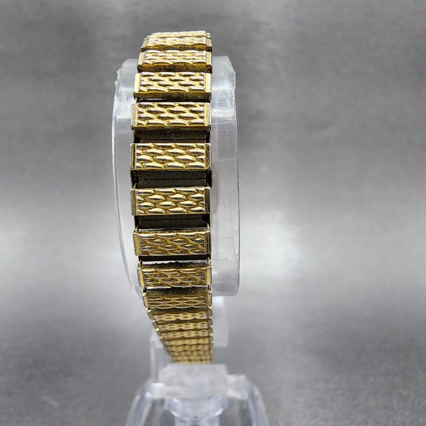 VTG Seiko Watch Women 17mm Black Dial Gold Tone Rectangle 1N00-5K29 New Battery