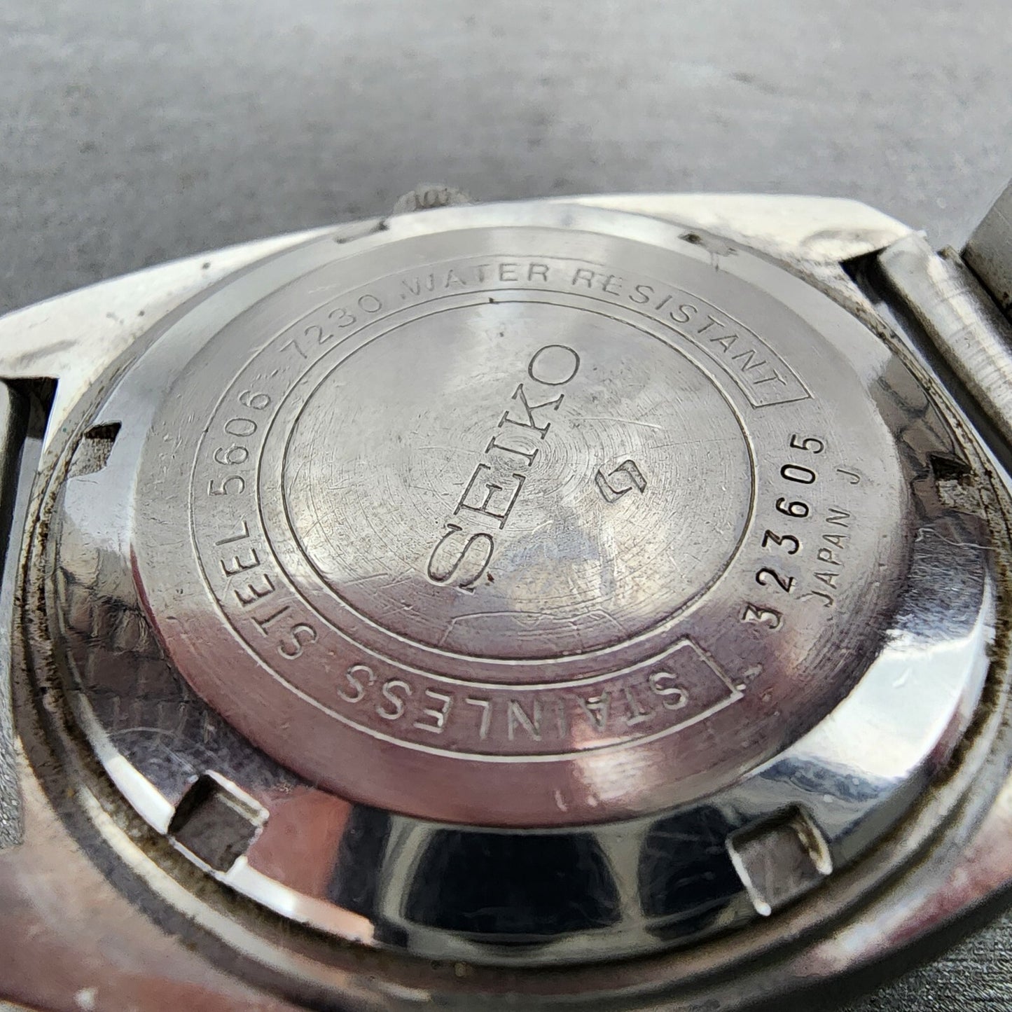 Seiko Lord Matic Watch Men 36mm Silver Dial Silver Tone Daydate 5606-7230 Runs