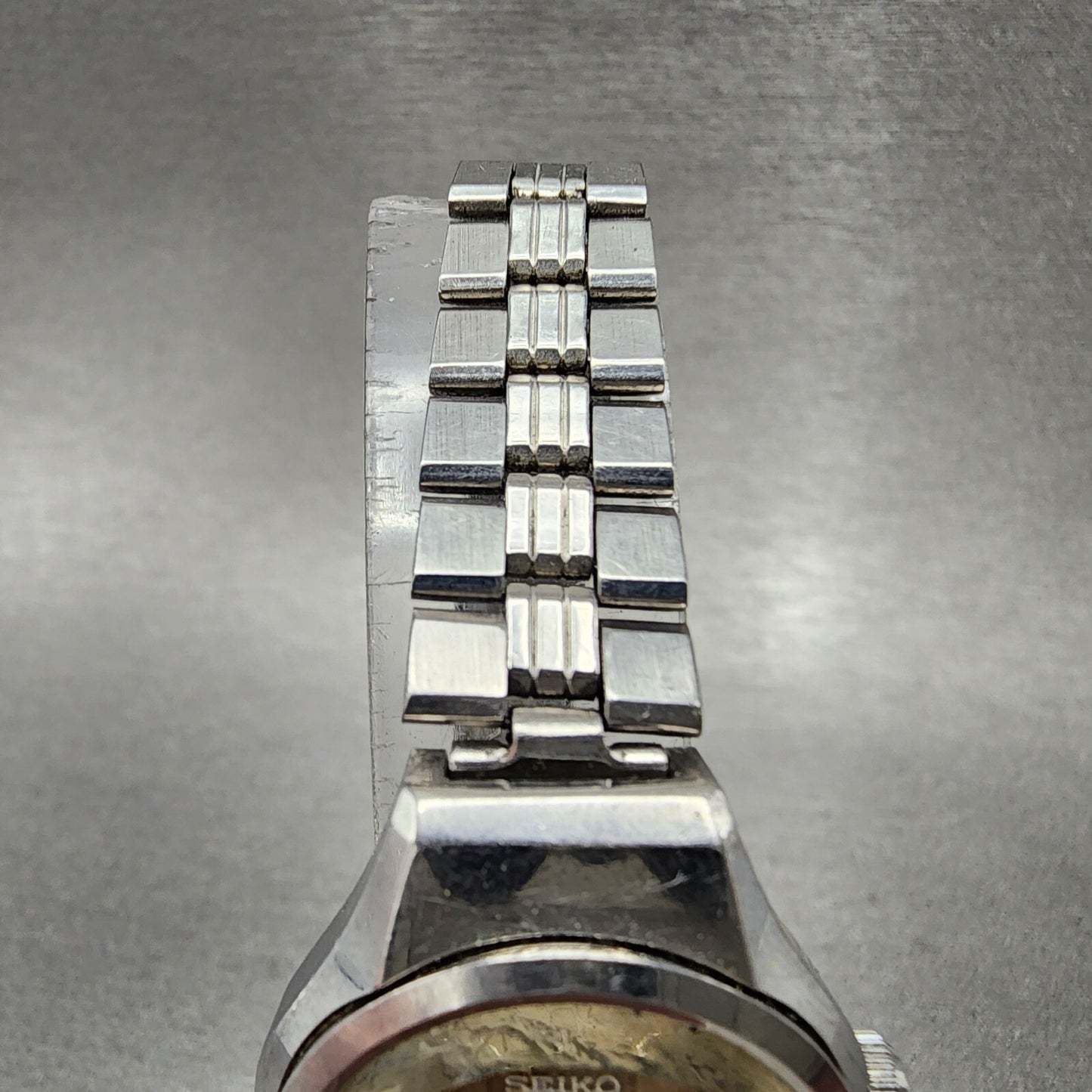 Seiko Automatic Watch Women 26mm Yellow Dial Silver Tone Daydate 2706-0260 Runs