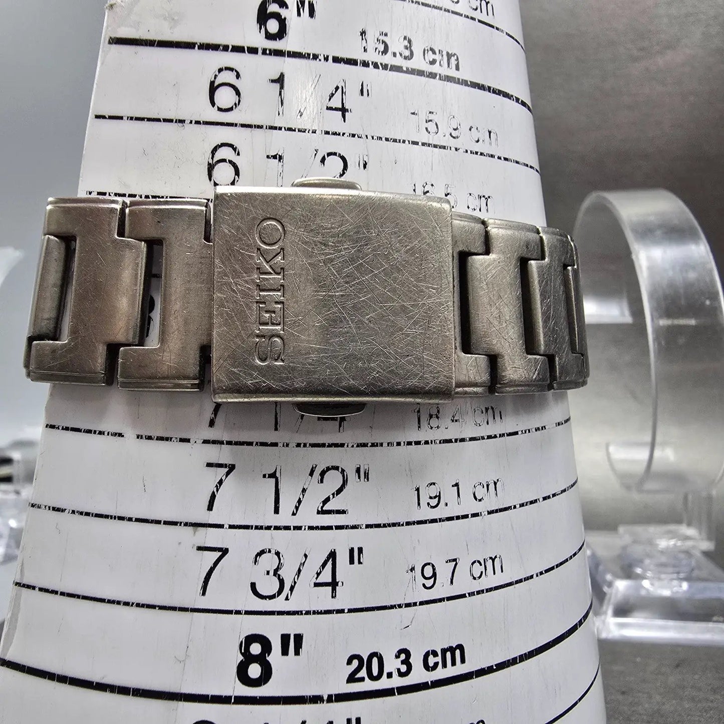 Seiko Solar Watch Men 37mm Brown Dial Titanium Date Round V145-0E00 PARTS11