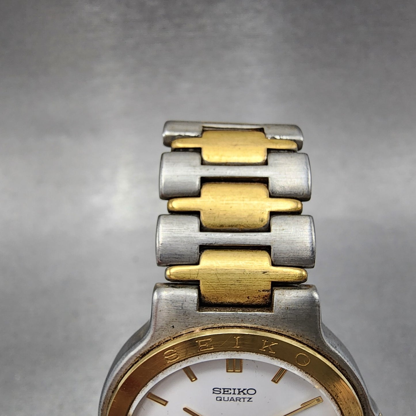 Seiko SQ 100 Watch Men 34mm White Dial Two Tone Date 5p29-6a50 New Battery