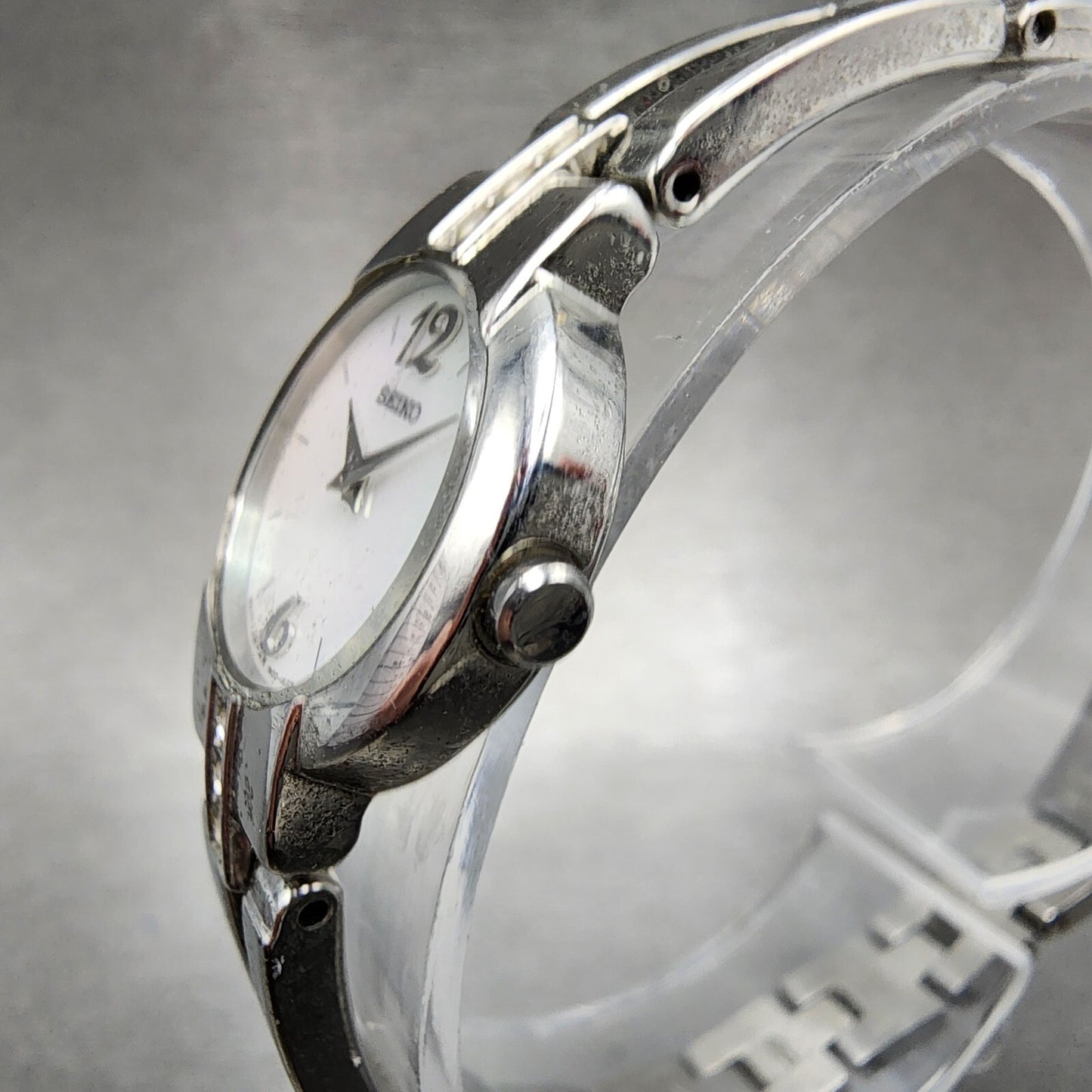 Seiko Watch Women 20mm MOP Dial Silver Tone Round 1N00-0SJ0 New Battery